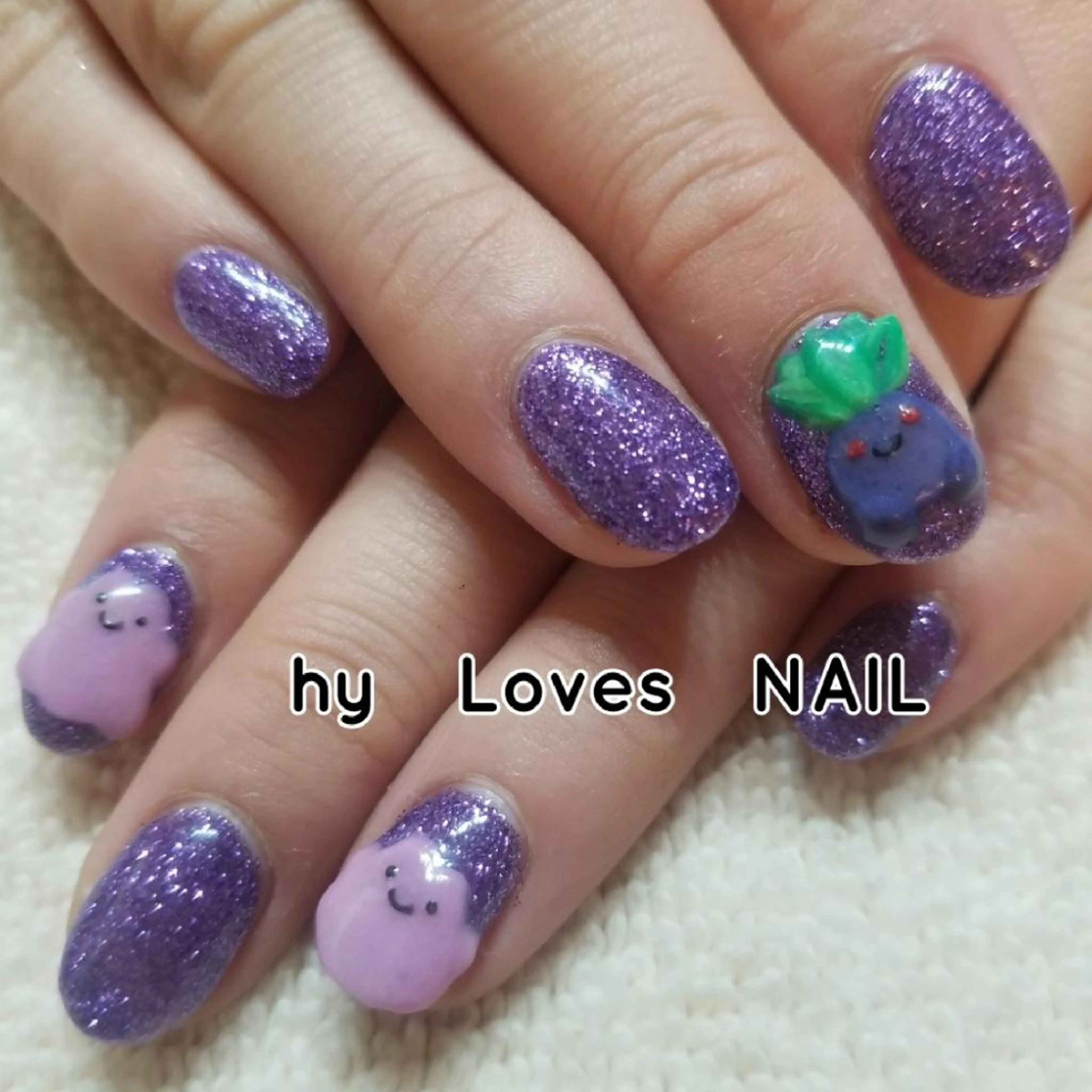 ネイル ラメ(グリッター) パープル ハンドネイル よしだ ひろきのネイルデザイン