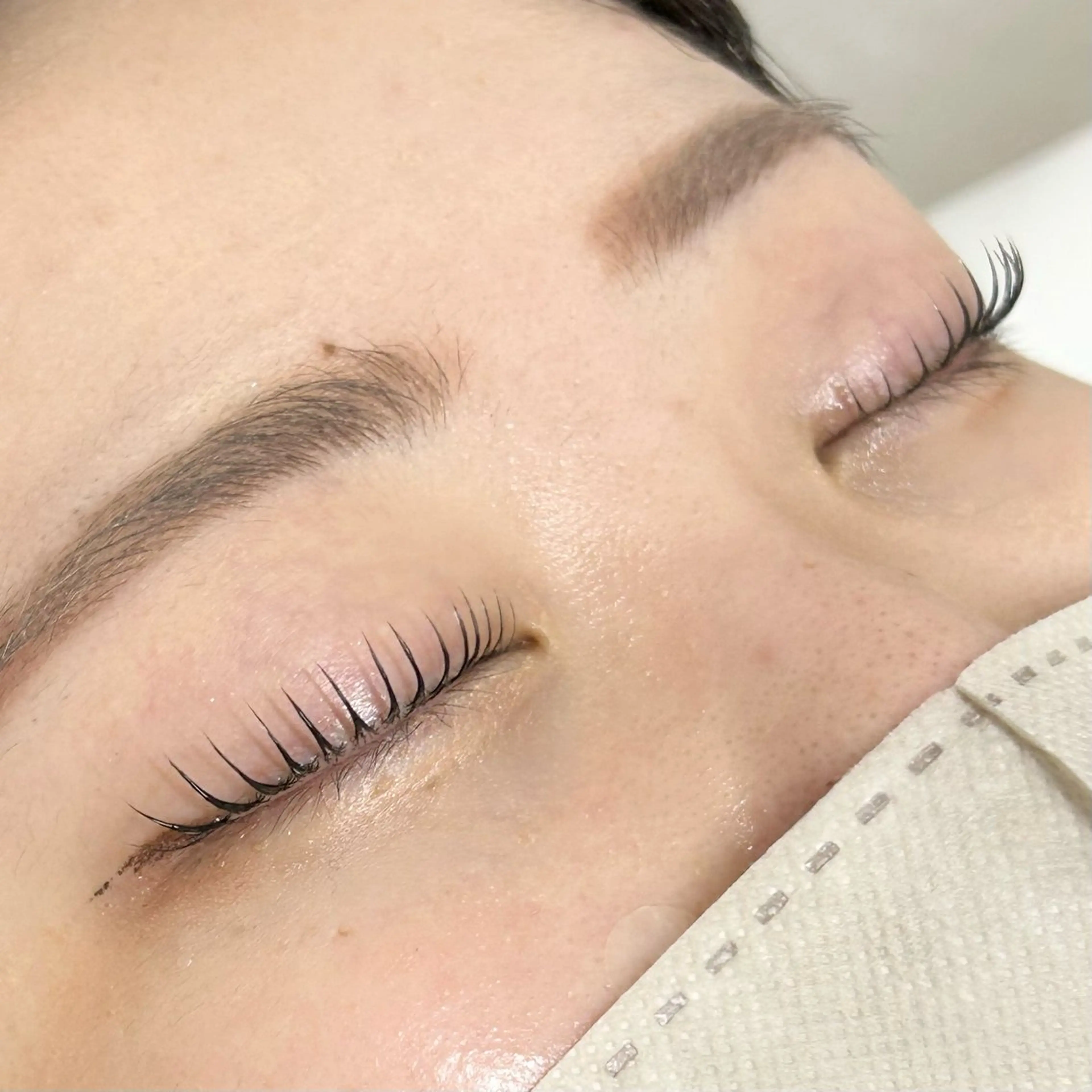 マツエク・マツパ 束感まつ毛 UKA aura 新宿西口店のマツエク・マツパデザイン