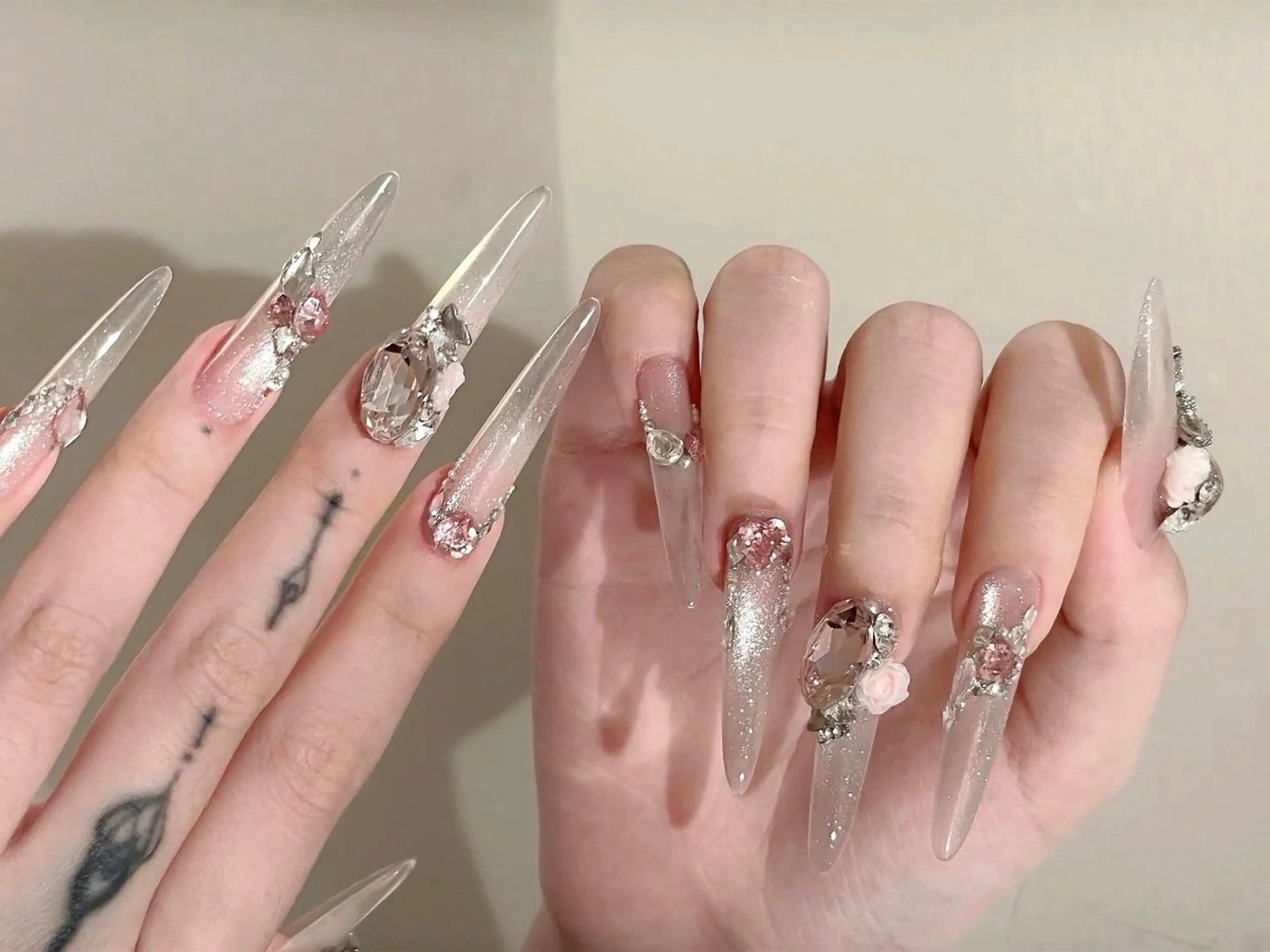 ロング 韓国風ヘア ロング ハンドネイル あい 小森のネイルデザイン