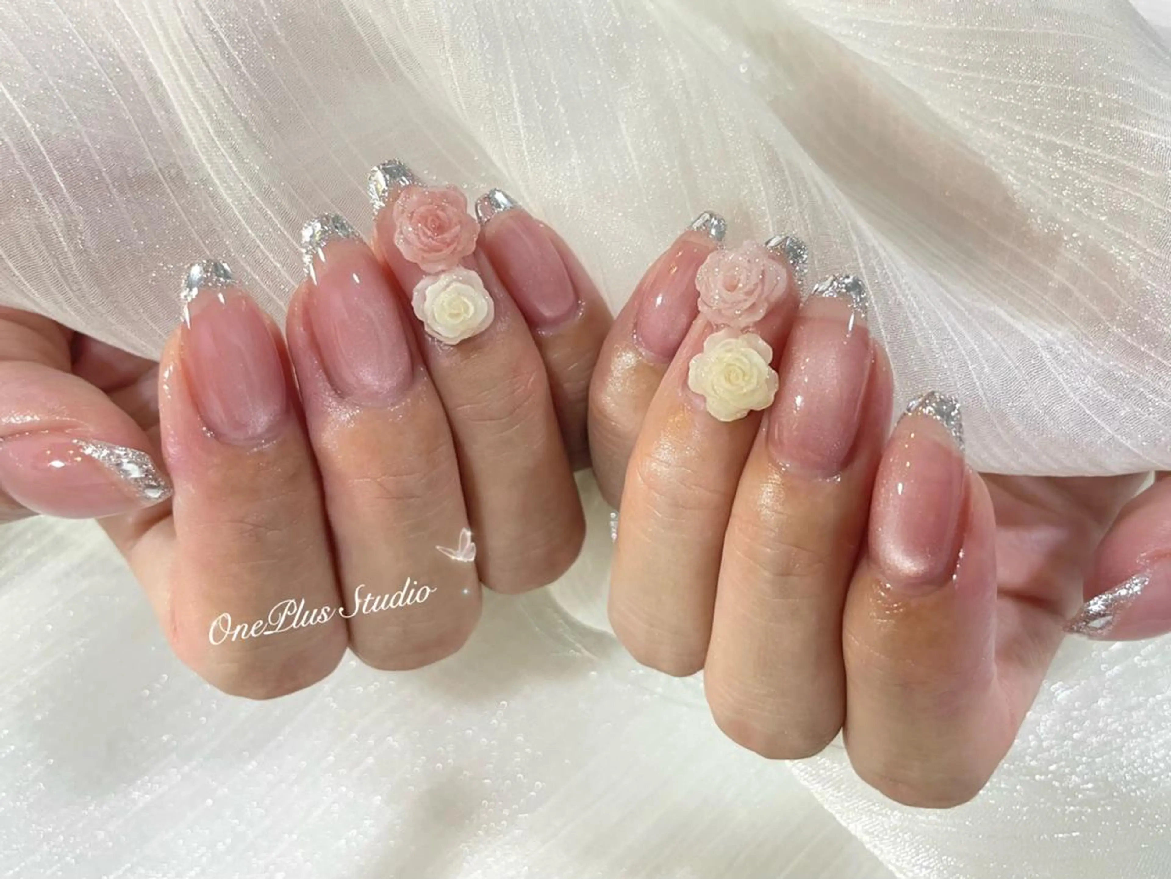 ネイル アートネイル オーロラネイル ガーリー キラキラネイル 韓国ネイル haruka 🧸のネイルデザイン