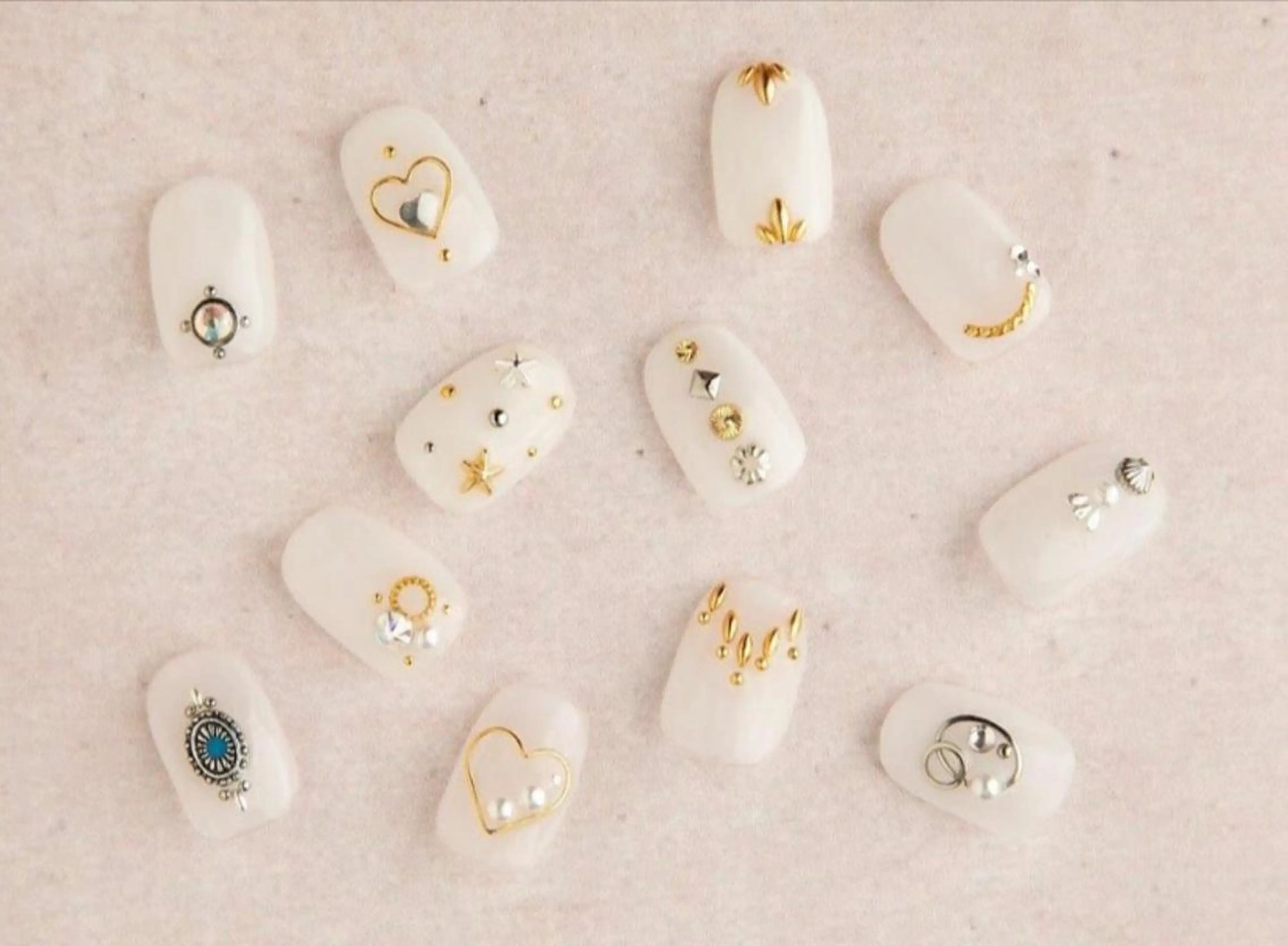 ネイル SHELL TOKYO所属・鎌田 玲奈のネイルデザイン