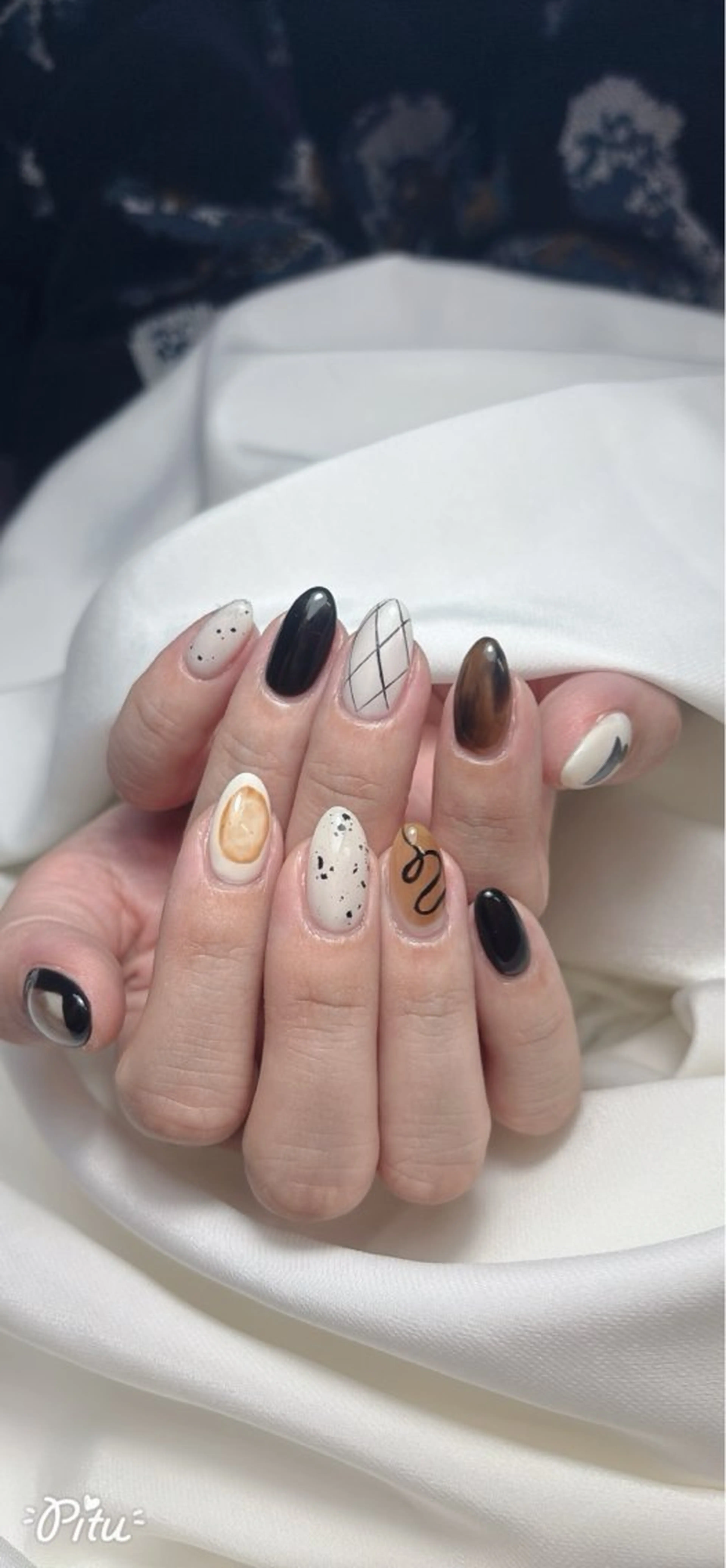 ネイル Nhit Nailsのネイルデザイン