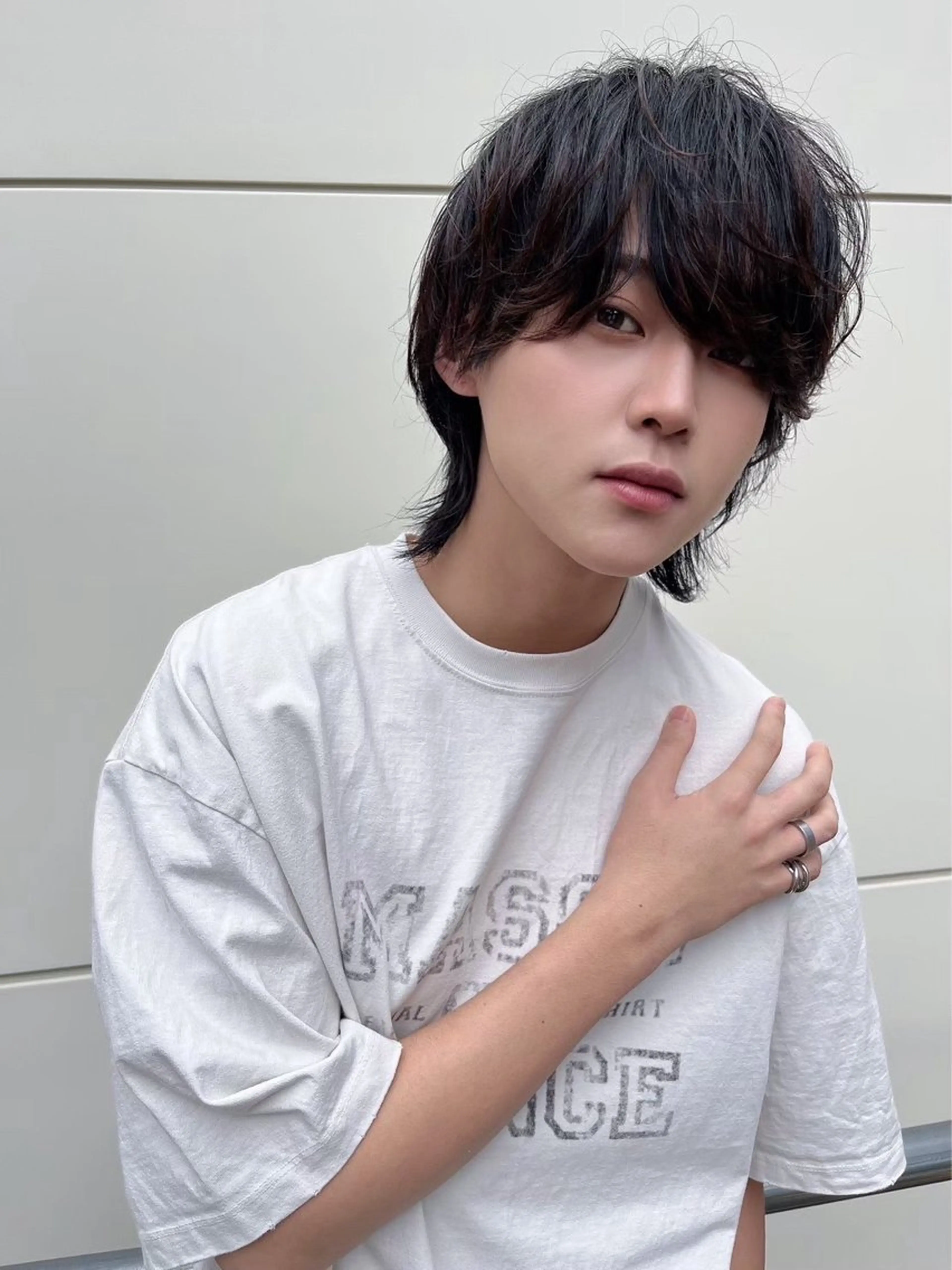 メンズ メンズバレイヤージュ メンズブリーチ センターパート メンズハイライト メンズインナーカラー カット ヘアカラー パーマ 🌜 Lulu 🌛 公式/大通のヘアスタイル