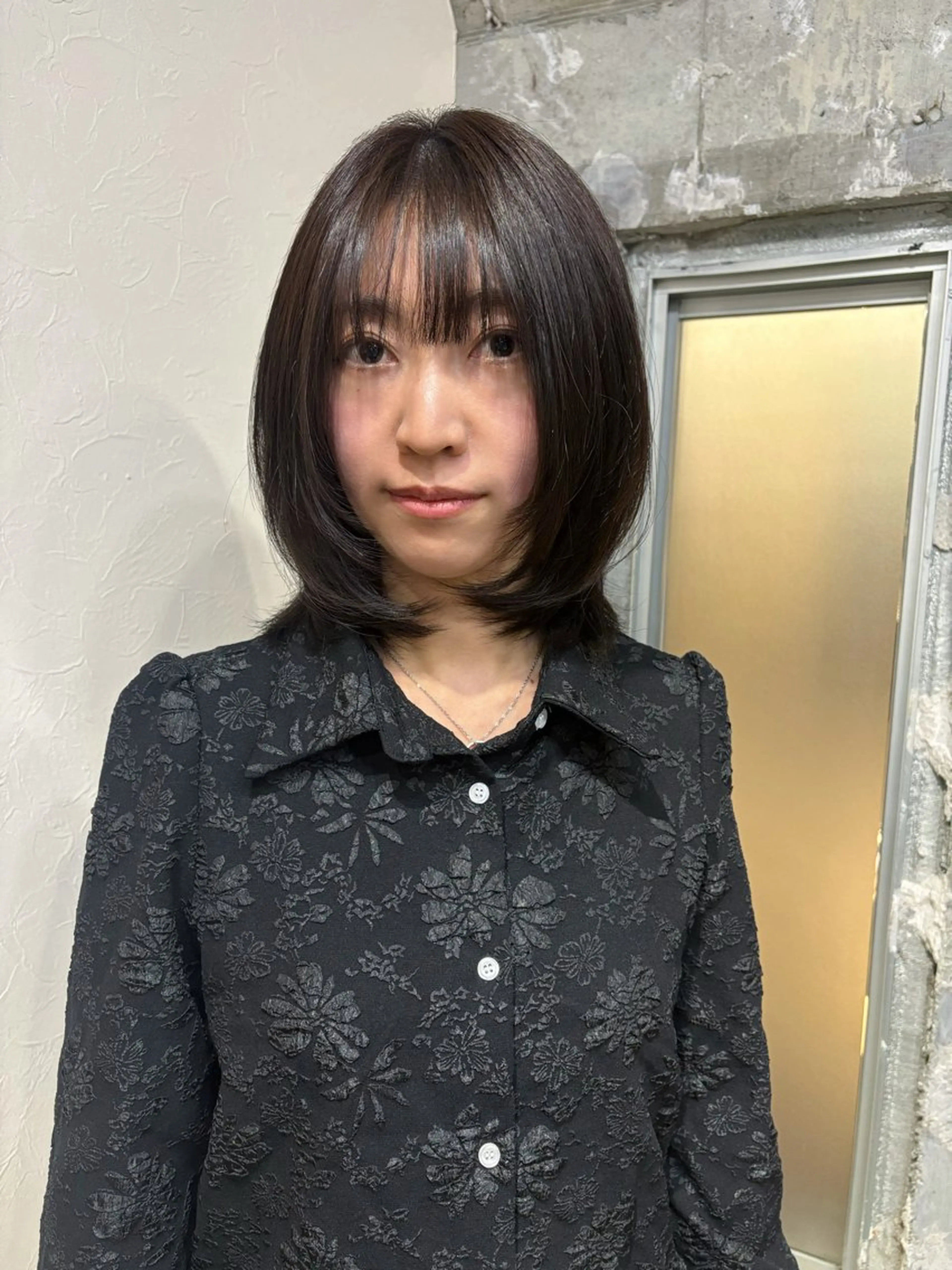 ミディアム レイヤーカット カット les baladins du miroir所属・🍃YURI 🍃のヘアスタイル