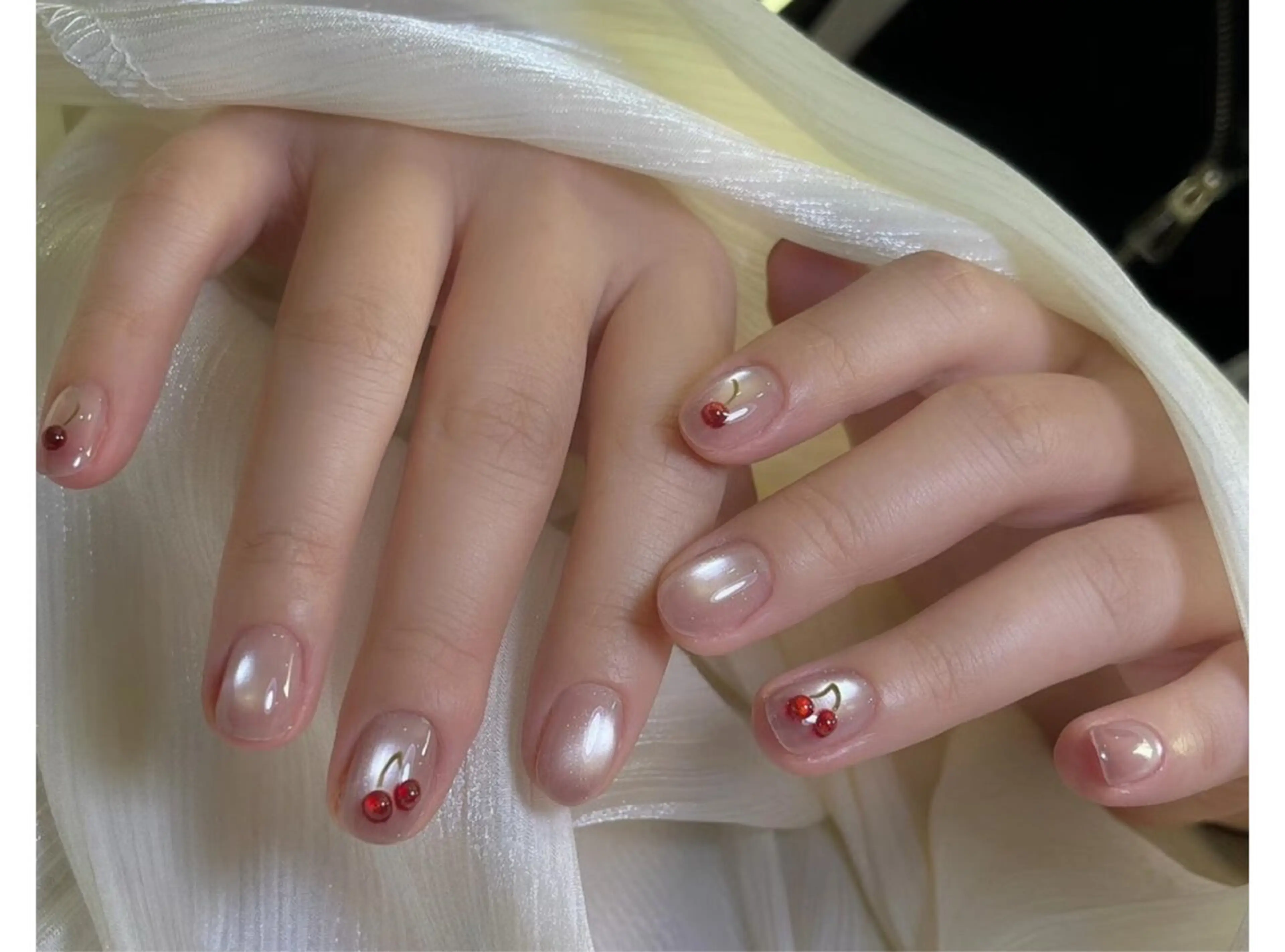 ネイル アートネイル オーロラネイル チークネイル フレンチネイル ガラスフレンチ 🎀🎀YooLi Nail Salonのネイルデザイン