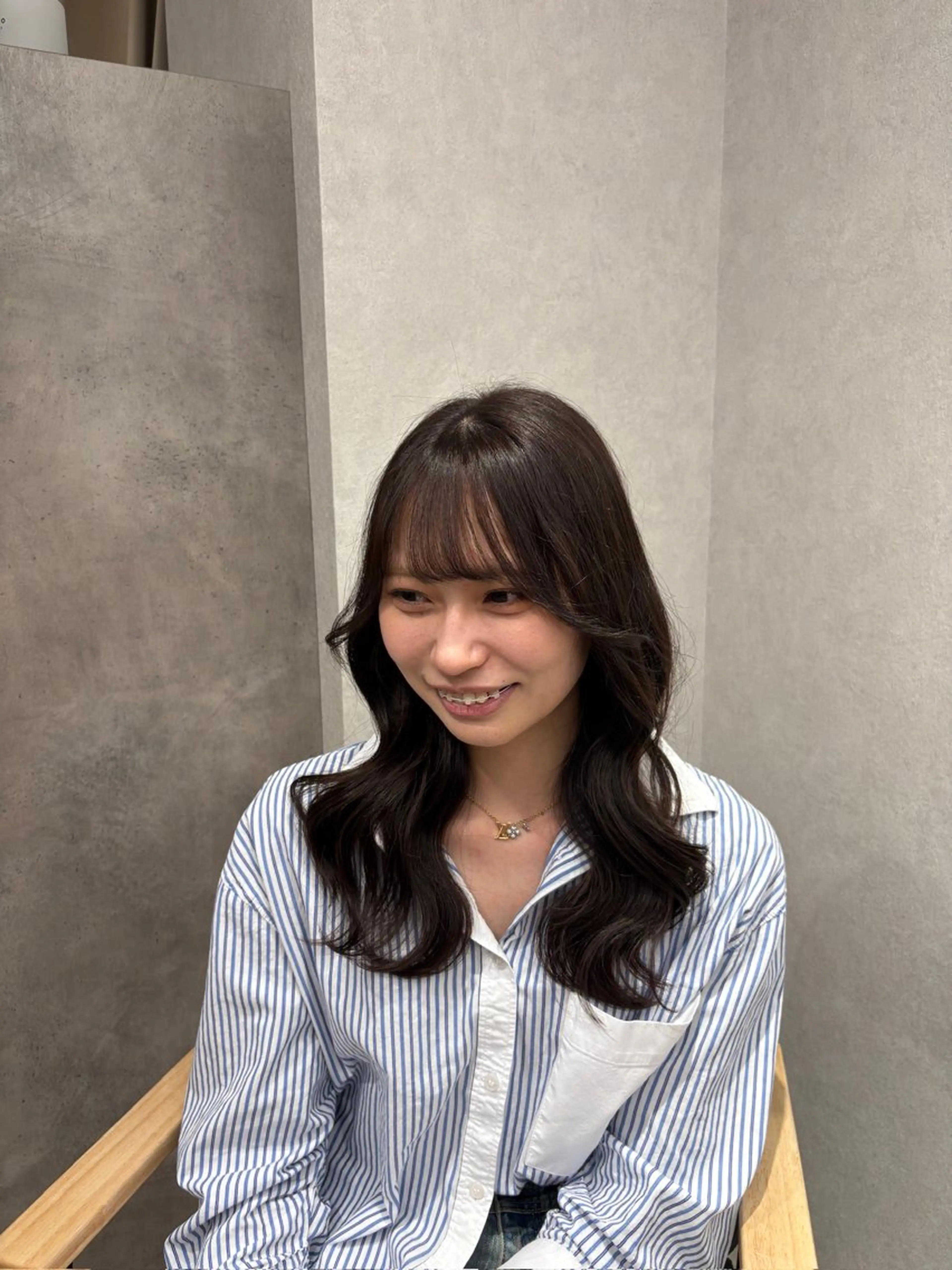 セミロング カラー VIEW YOKOHAMA所属・透明感カラー ／kana‎🤍のヘアスタイル