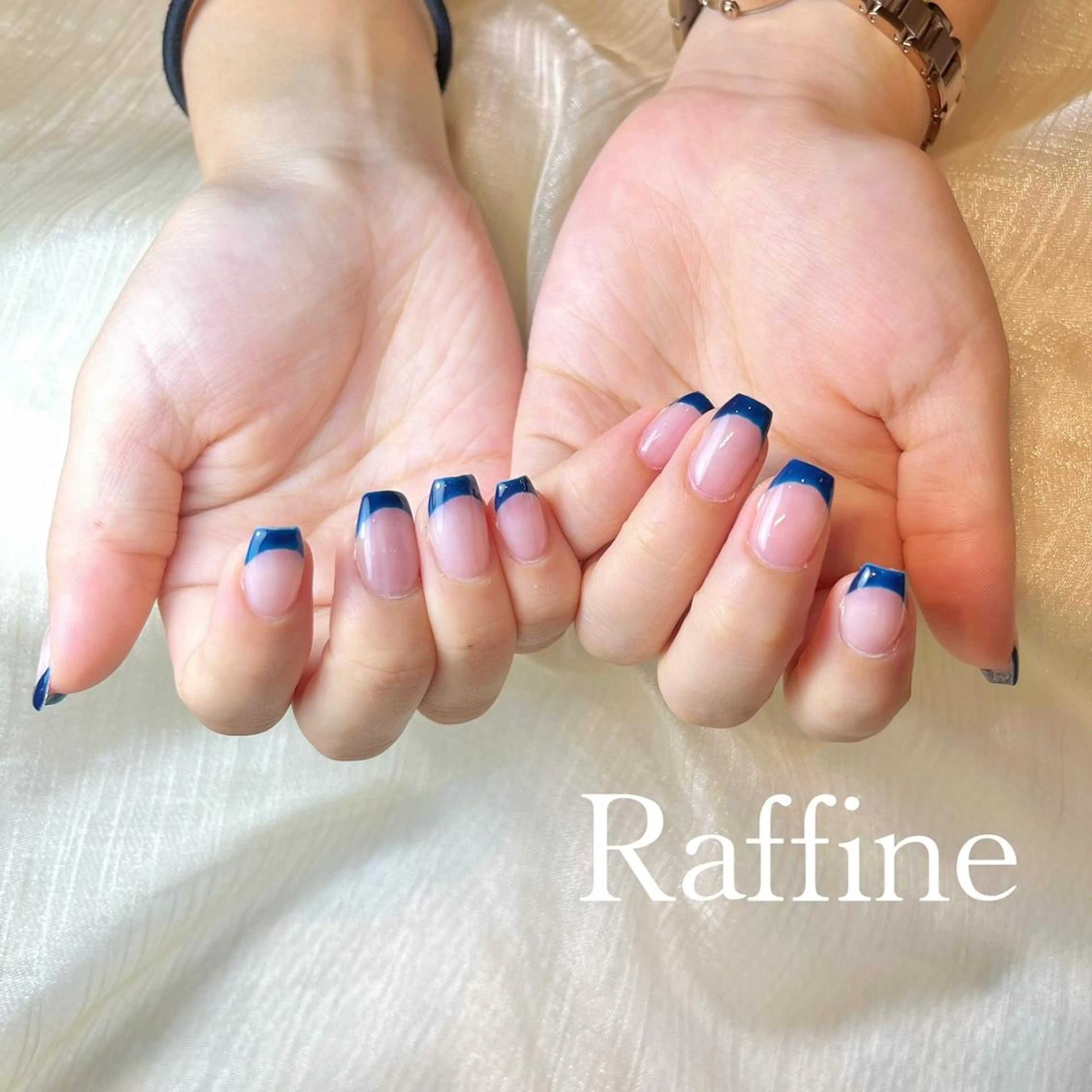 ネイル RAFFINE 月🦋🩵のネイルデザイン