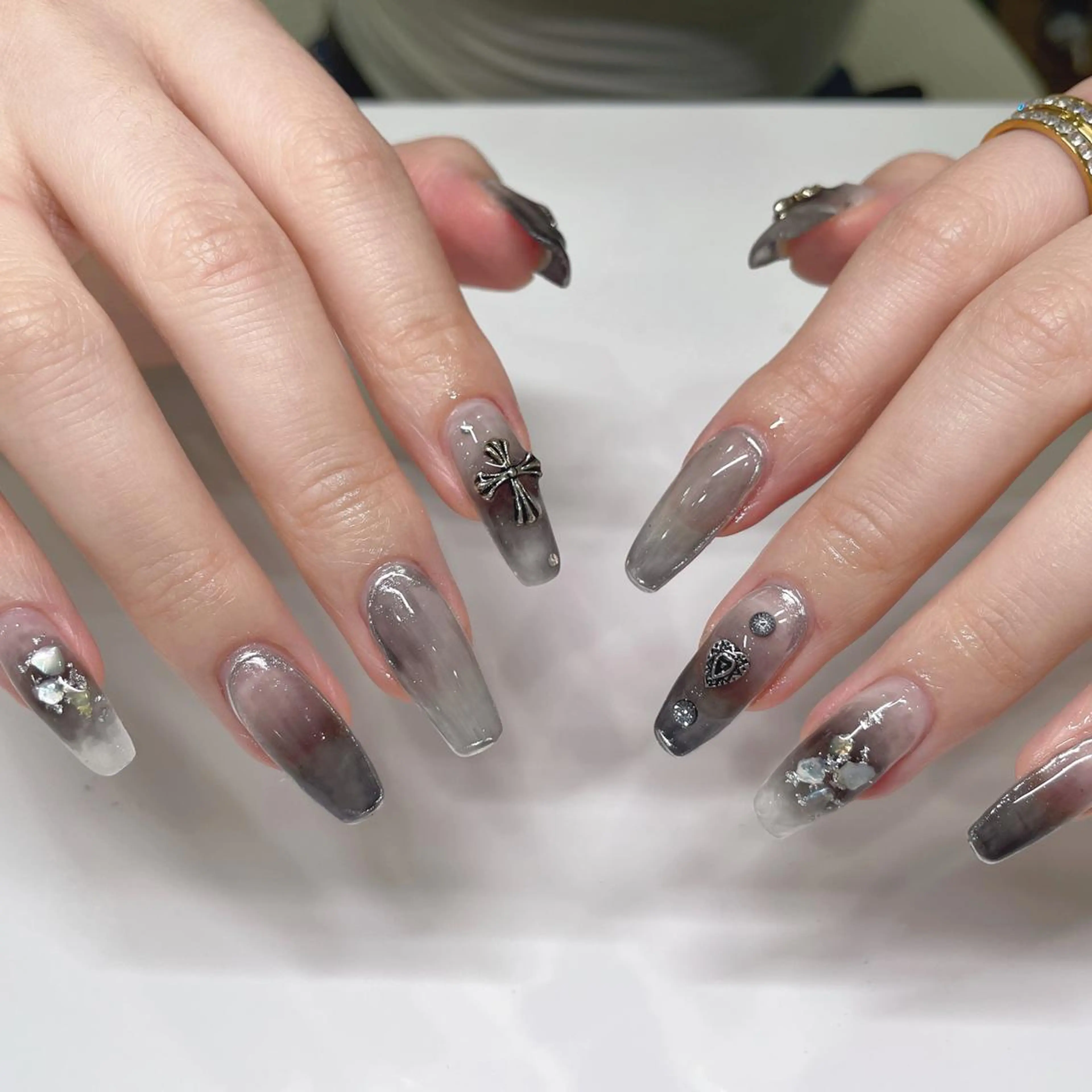 ネイル ハンドネイル 畠山 ゆいのネイルデザイン