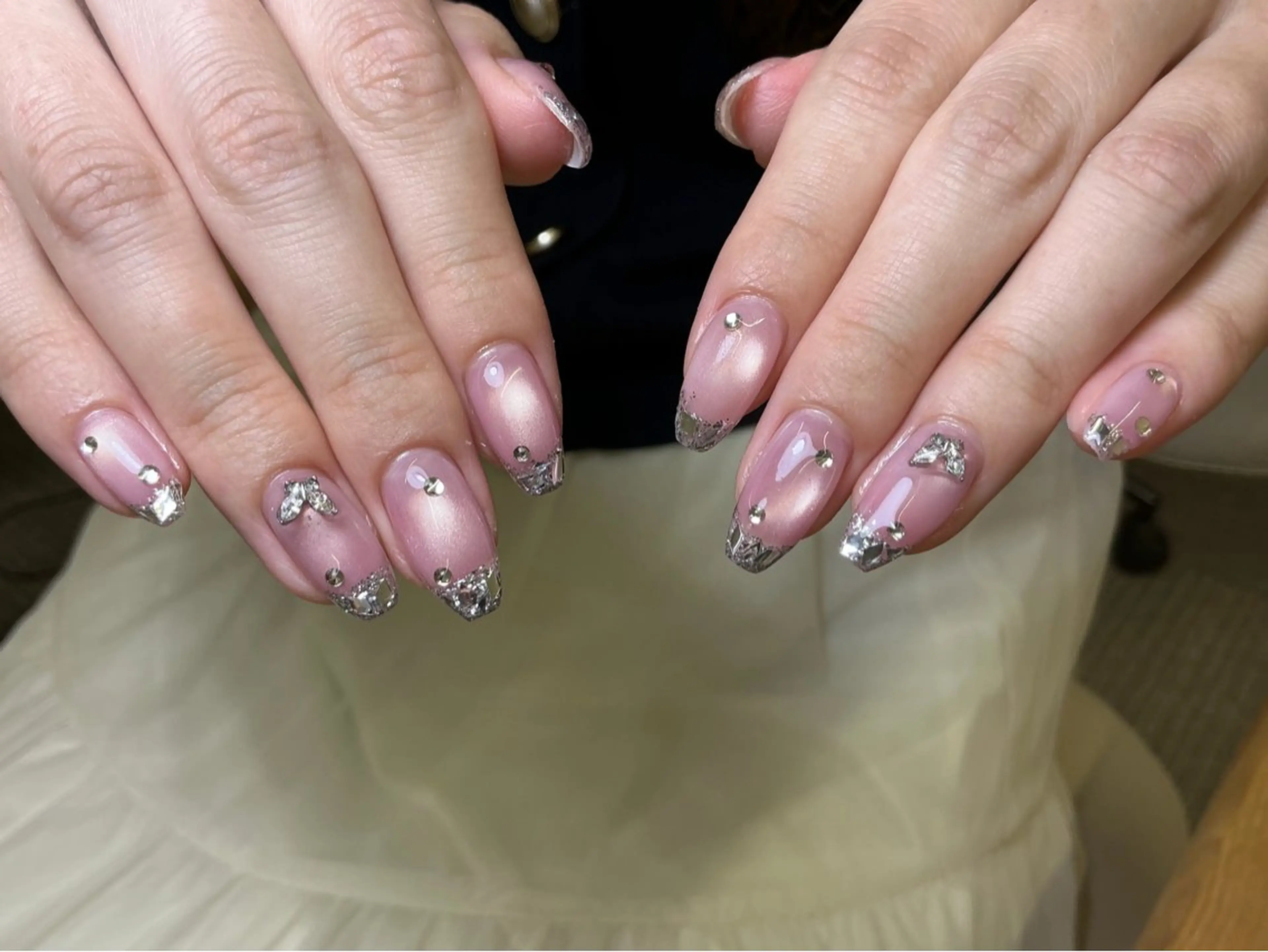 ネイル オーロラネイル チークネイル 長さ出し フットネイル フレンチネイル ハンドネイル ハンドケア J&C Nail Salon吉祥寺所属・YU KIのネイルデザイン