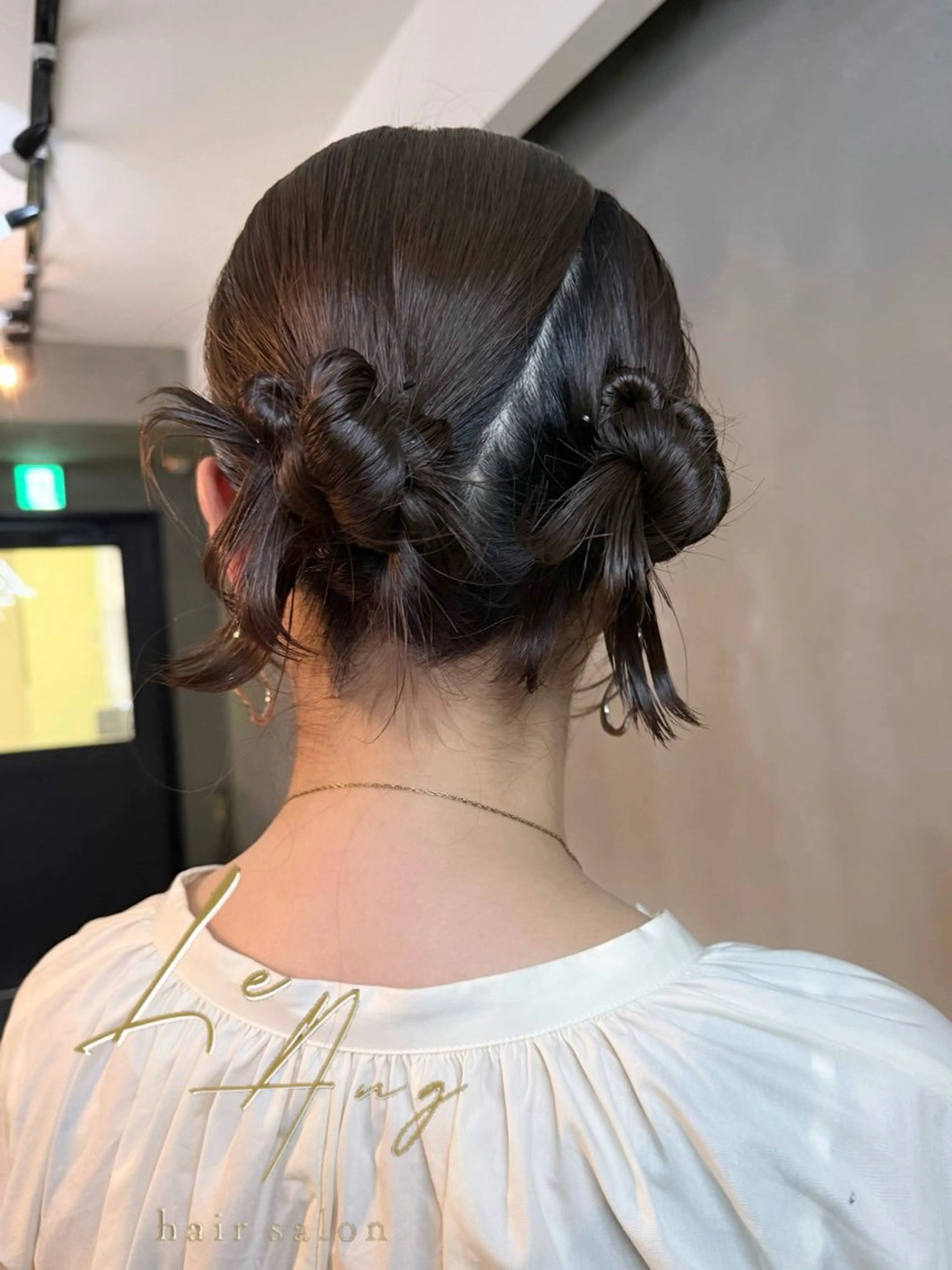 ミディアム ヘアアレンジ ヘアセット LeAng所属・佐伯 桃のヘアスタイル