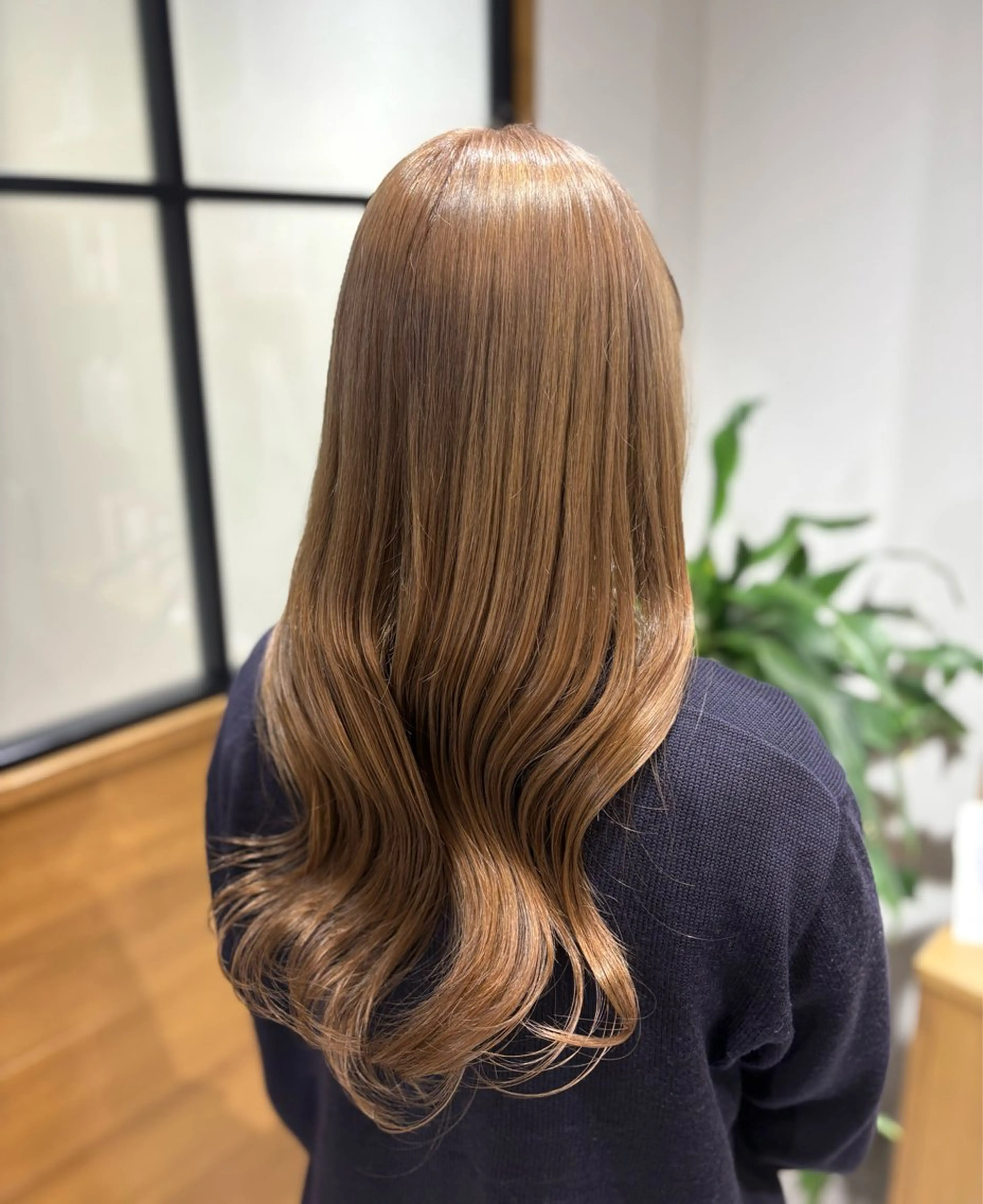 ロング カット ヘアカラー といだ なぎさのヘアスタイル