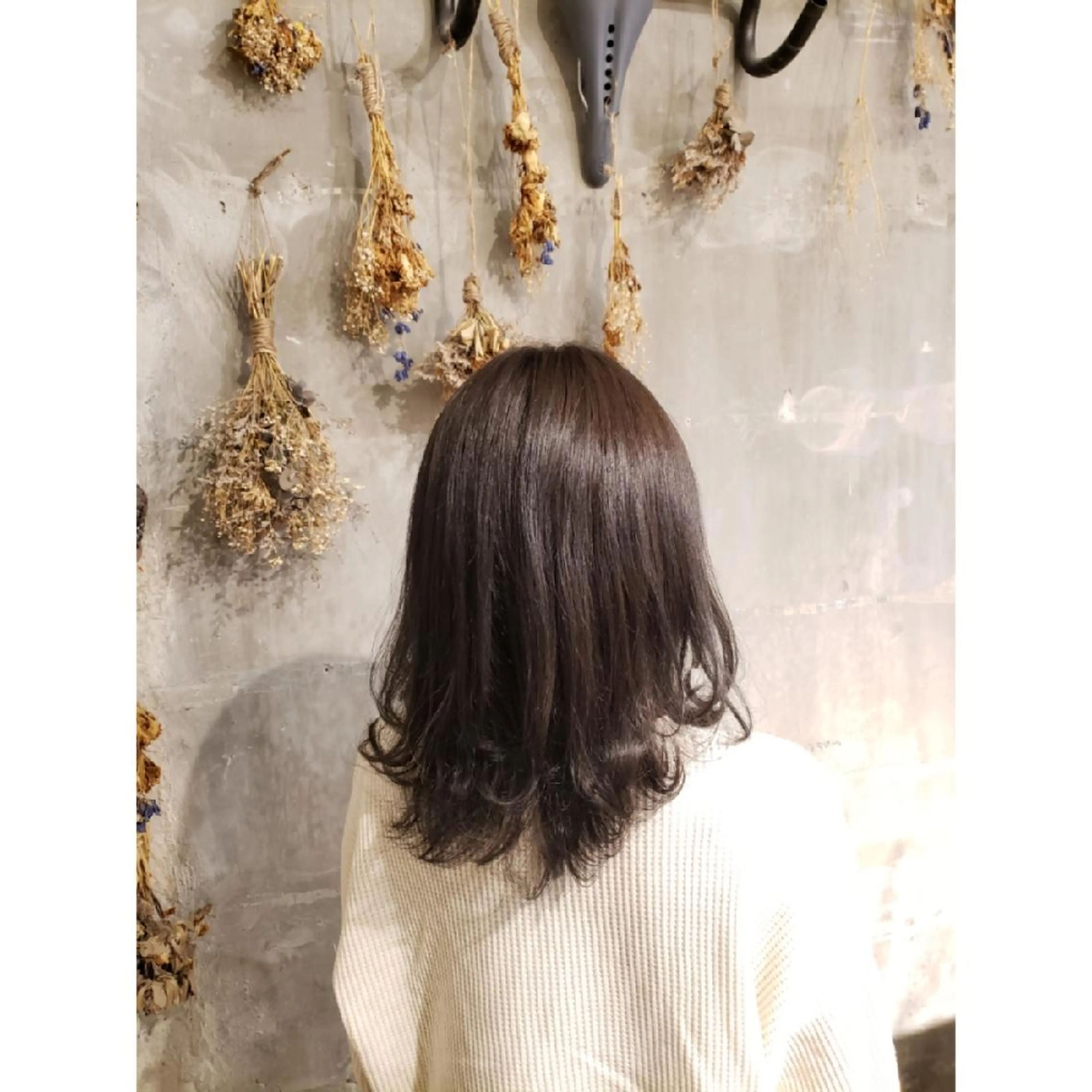 セミロング カラー ヘアアレンジ 井尻 柚都歩のヘアスタイル
