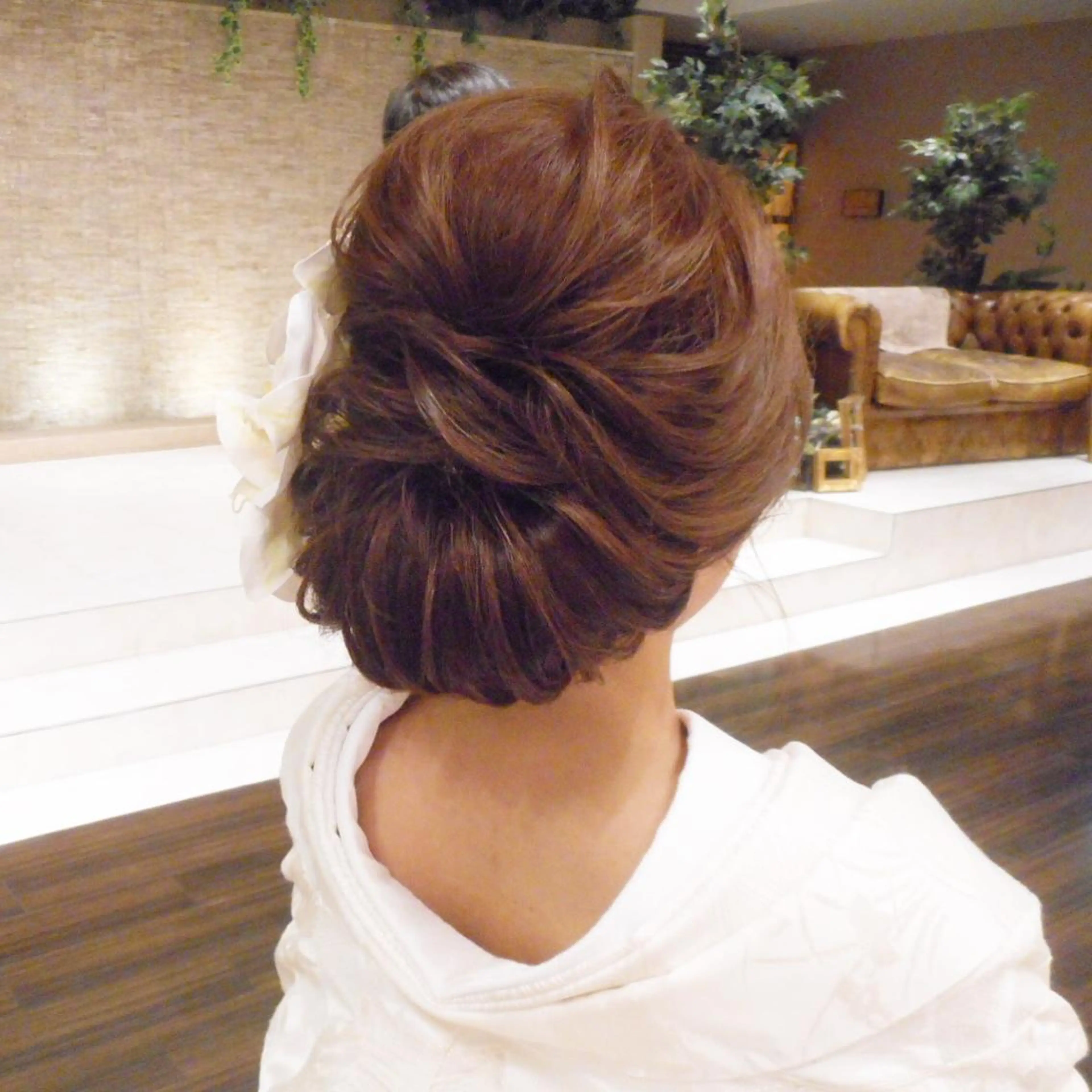 ロング ヘアアレンジ ヘアアンドメイクムタ 新居のヘアスタイル