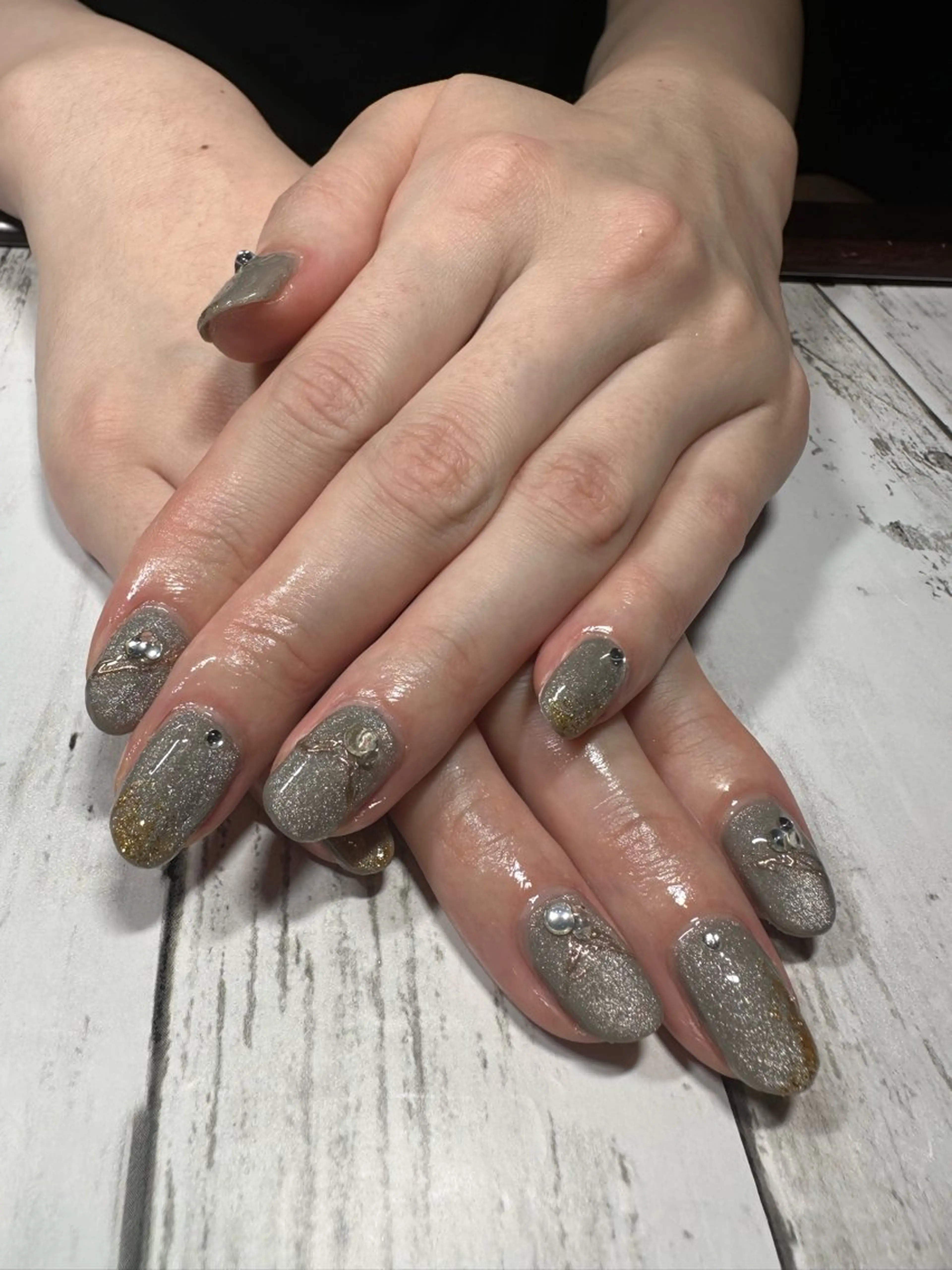 ネイル e.nail所属・🍎吉田 恵里🍎のネイルデザイン