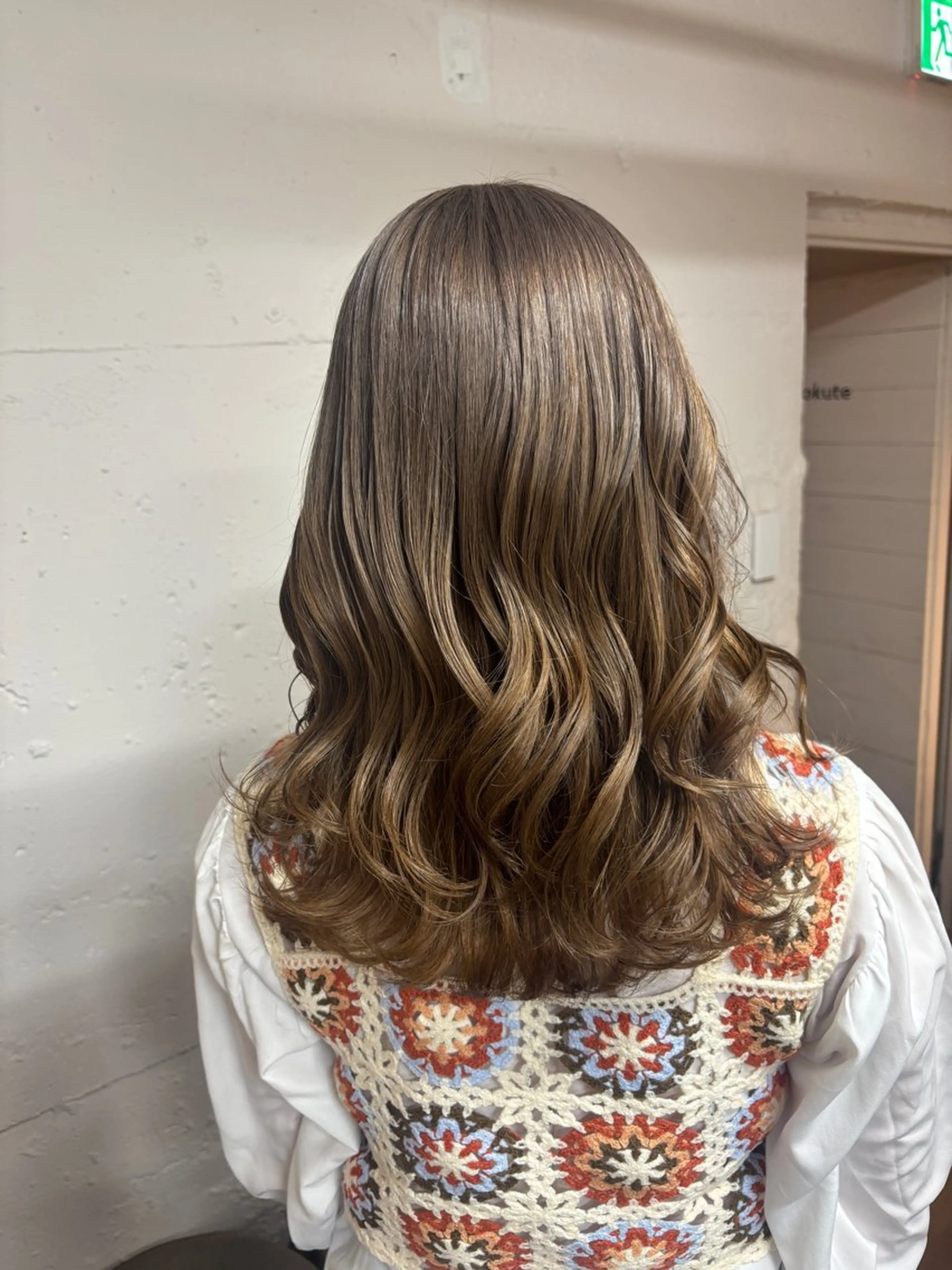 セミロング カラー 🩵似合わせカット SEIRA🩵のヘアスタイル