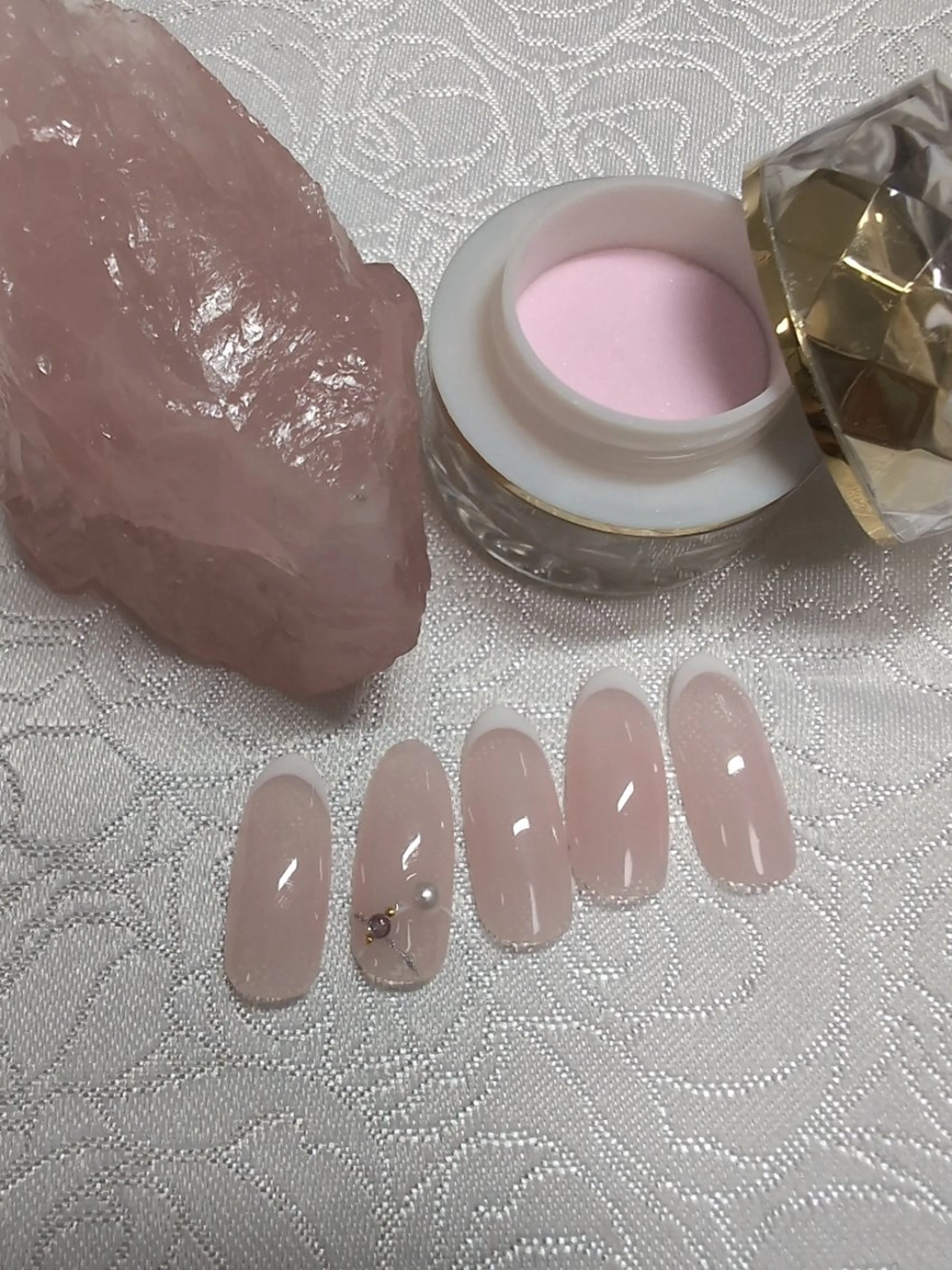 ネイル ヌーディジュエリー ネイルサロンのネイルデザイン