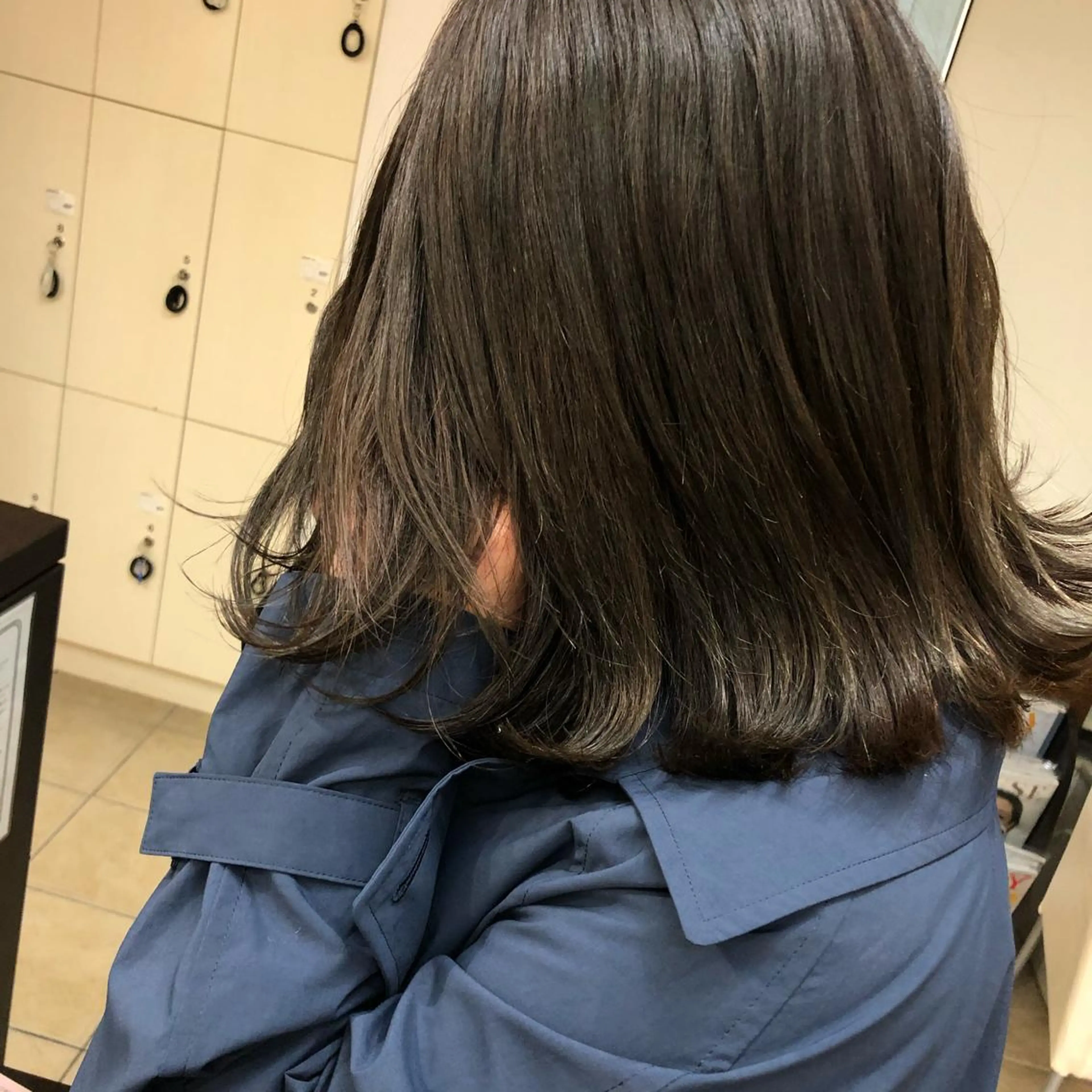 ミディアム カラー グレージュ 西山梨々【12/1〜 産休を頂きます🎀】のヘアスタイル