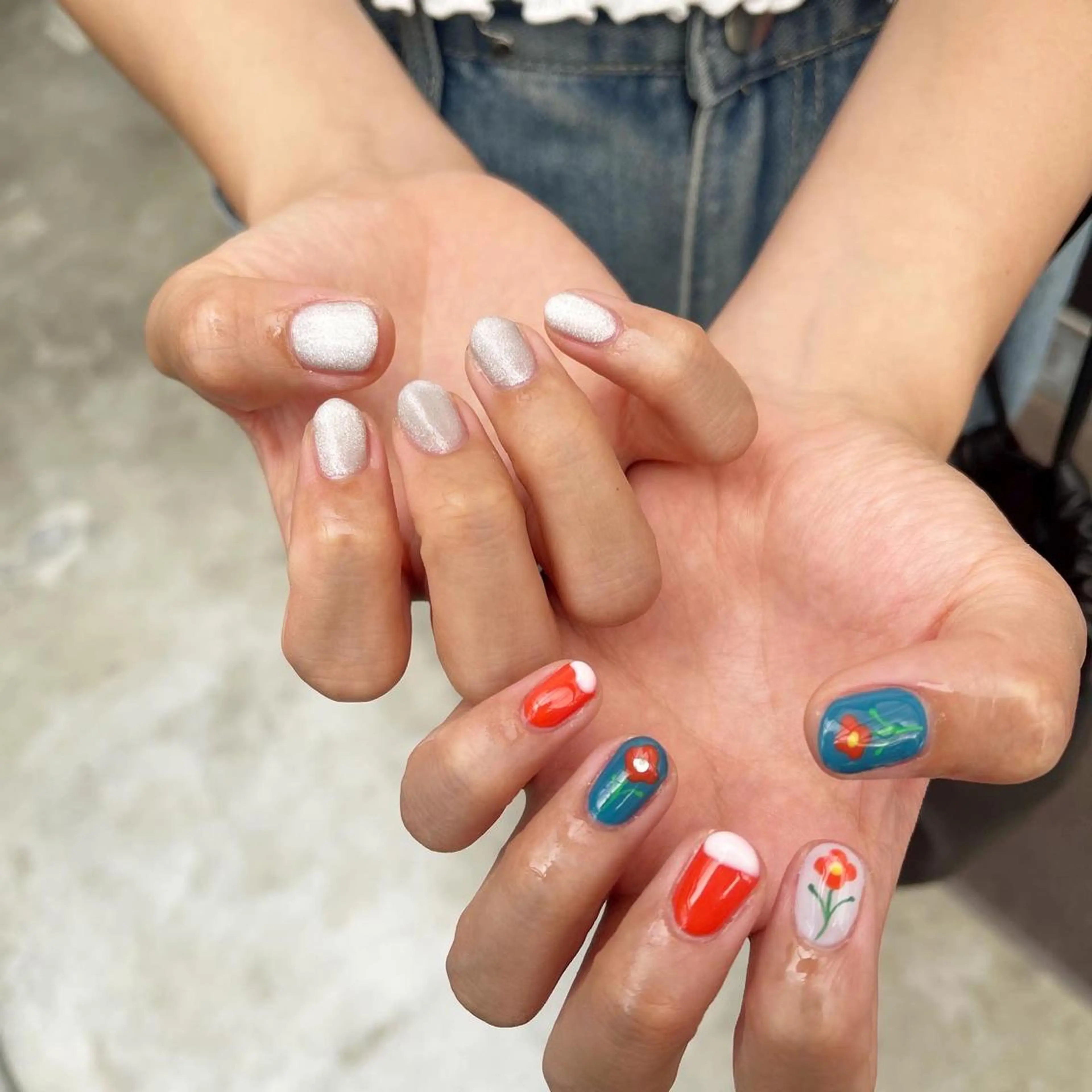 ネイル ストーンネイル BINEL REINAのネイルデザイン