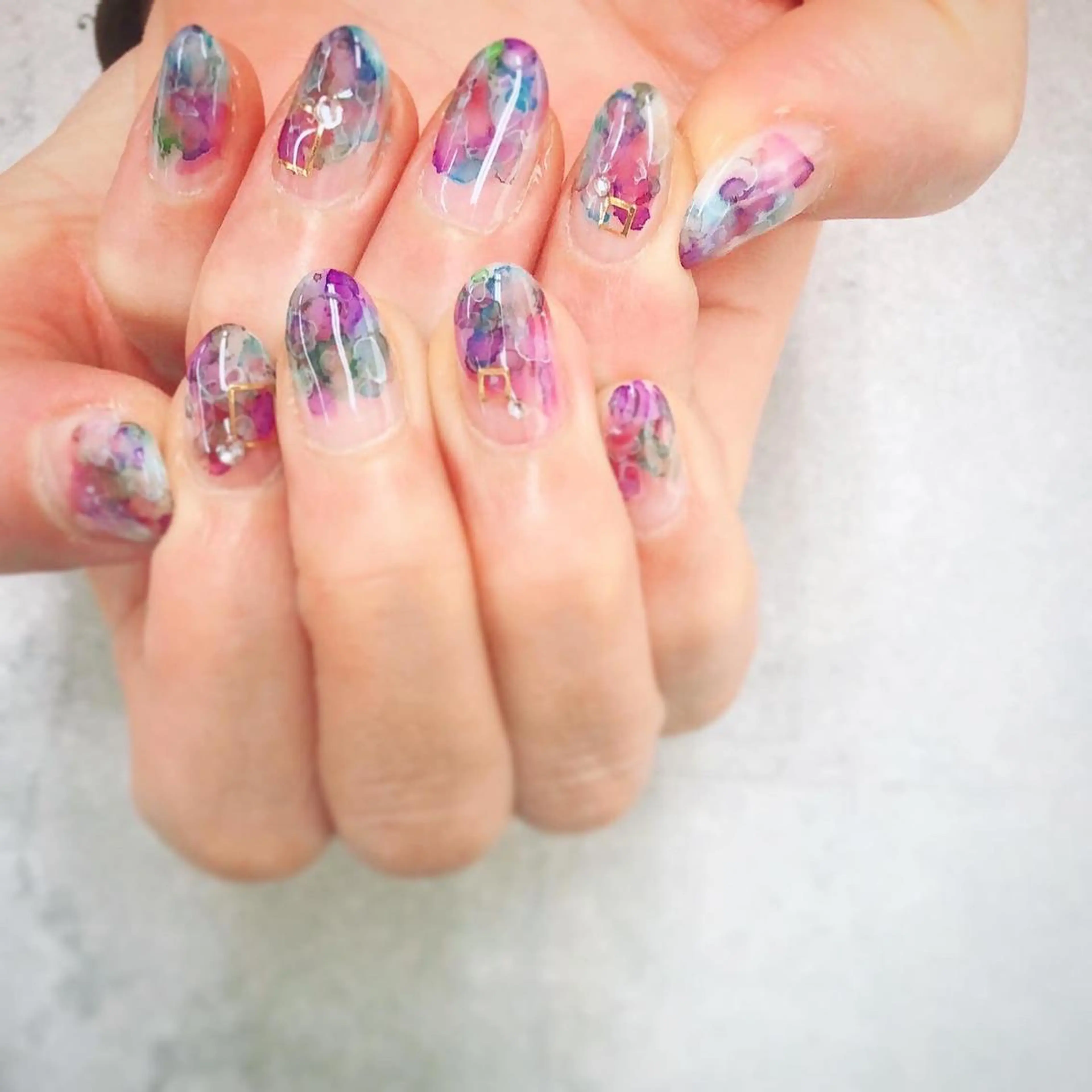 ネイル ニュアンスネイル 夏ネイル ハンドネイル ハンドケア FASTNAIL PLUS 新宿店のネイルデザイン