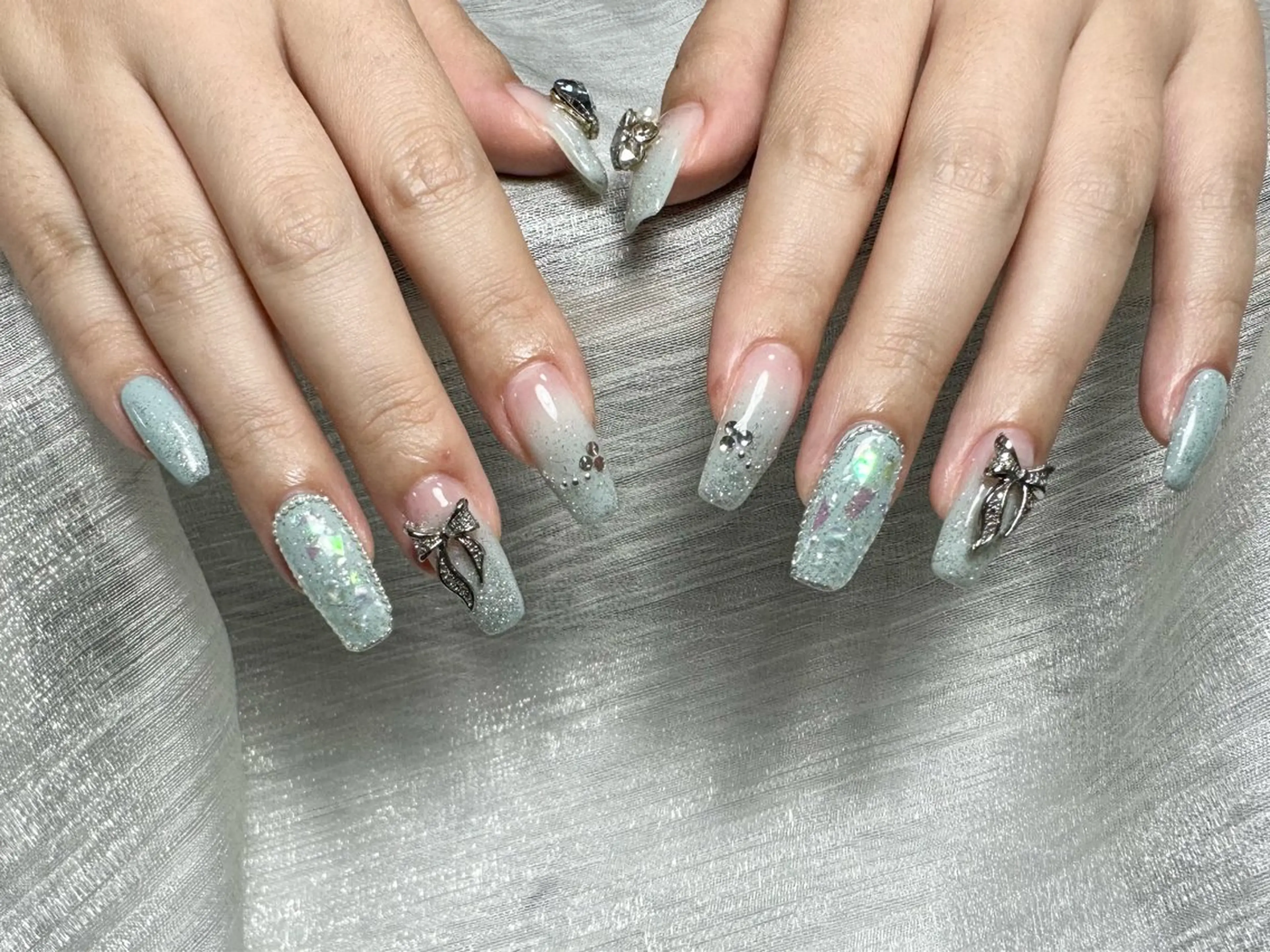 ネイル ハンドネイル ハンドケア るか 池袋のネイルデザイン