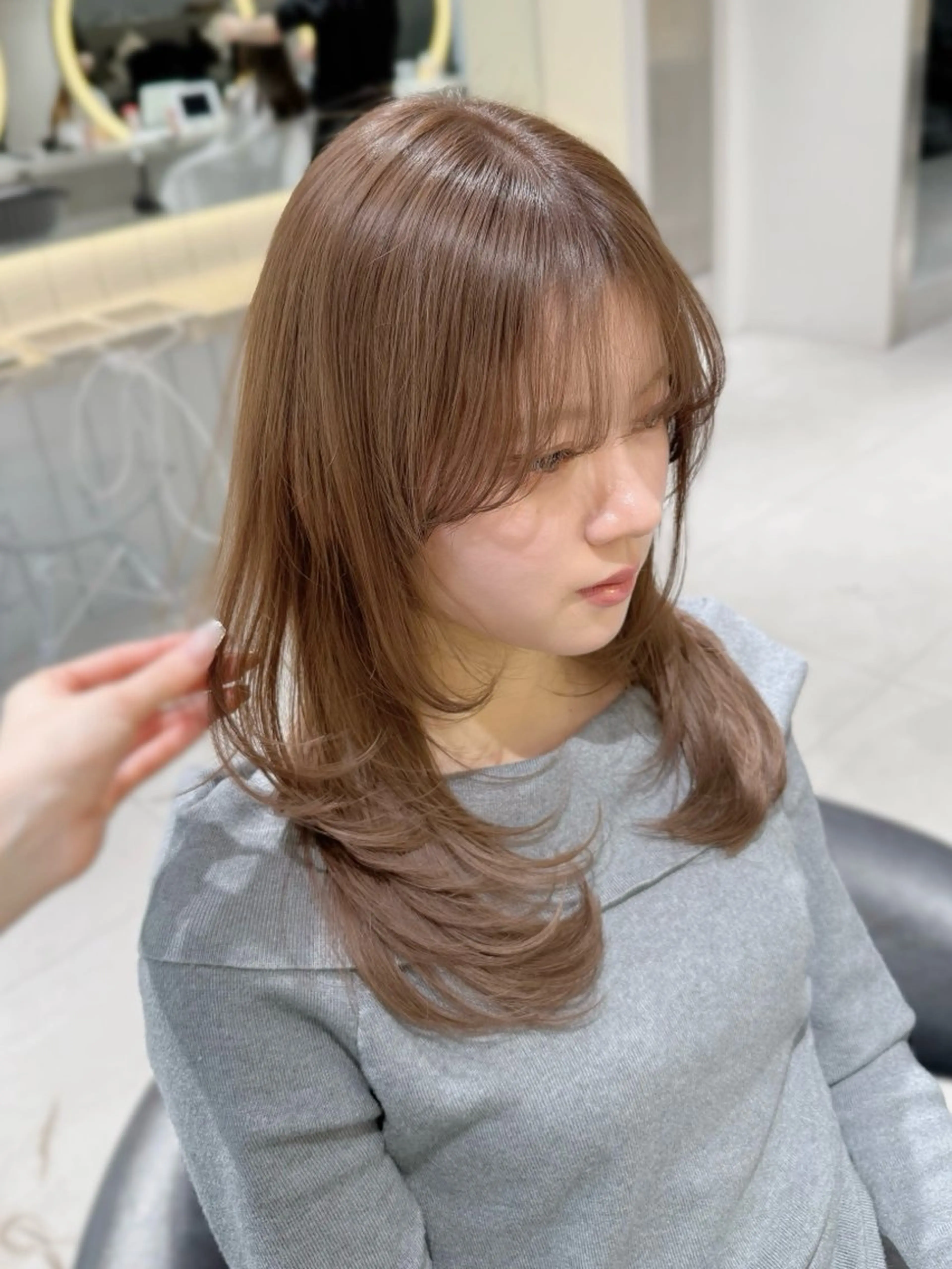 カラー ブリーチ 透明感カラー ブリーチなしカラー ヘアカラー ユナ / lond uluのヘアスタイル