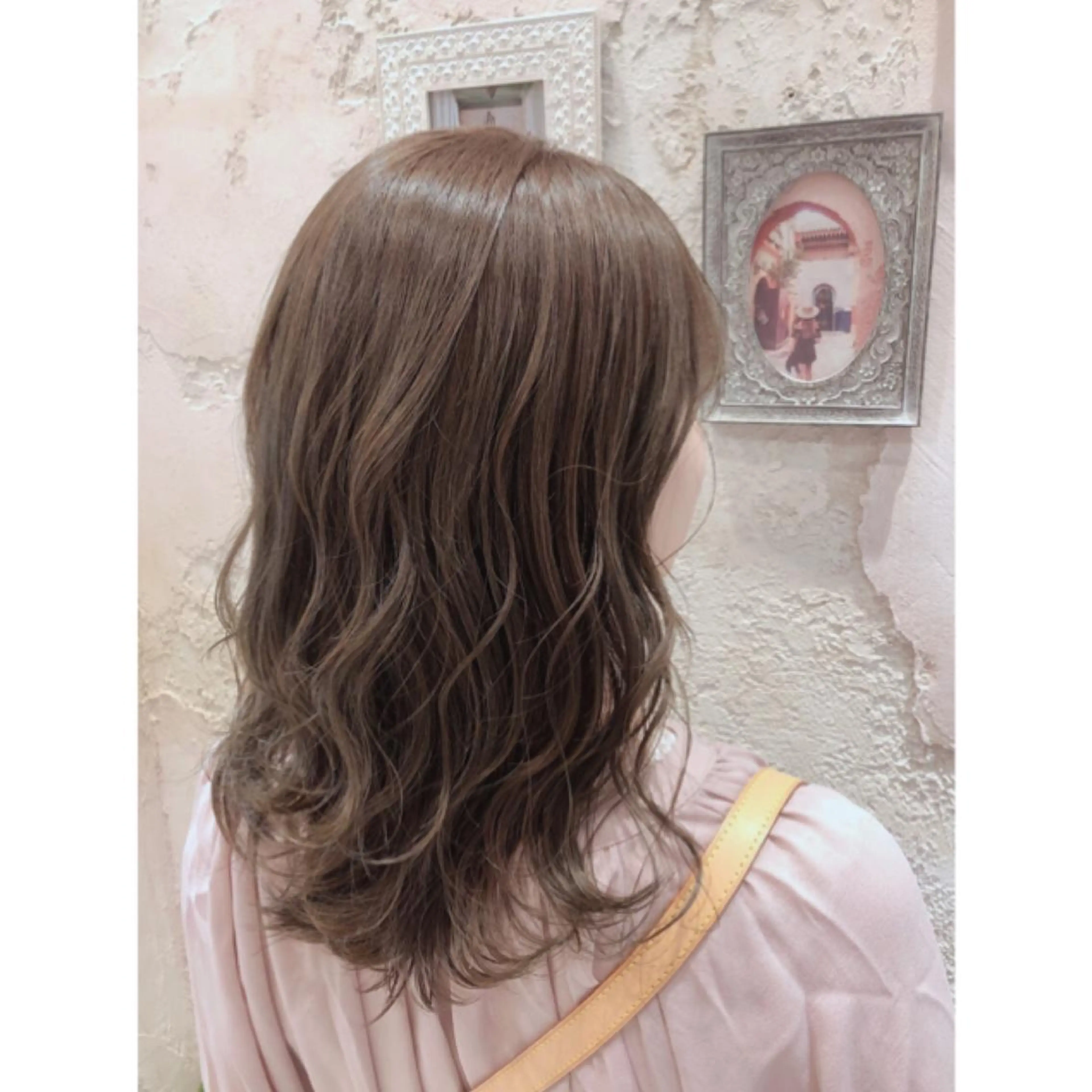 ミディアム アッシュ カット ヘアカラー トリートメント 代表山口ひな 髪質改善のプロのヘアスタイル