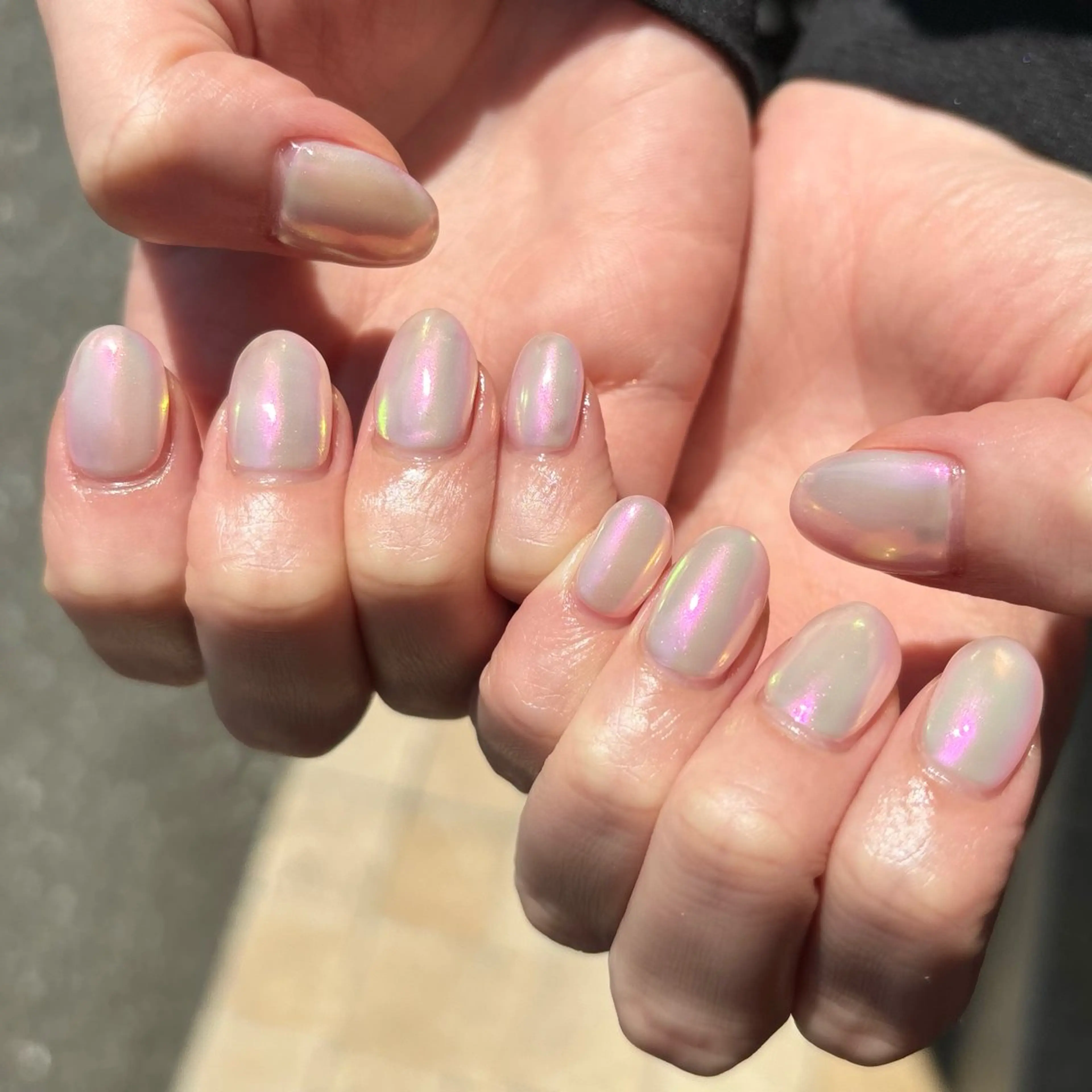 ネイル オーロラネイル ワンカラーネイル ピンク パープル ハンドネイル 荒巻 めいのネイルデザイン