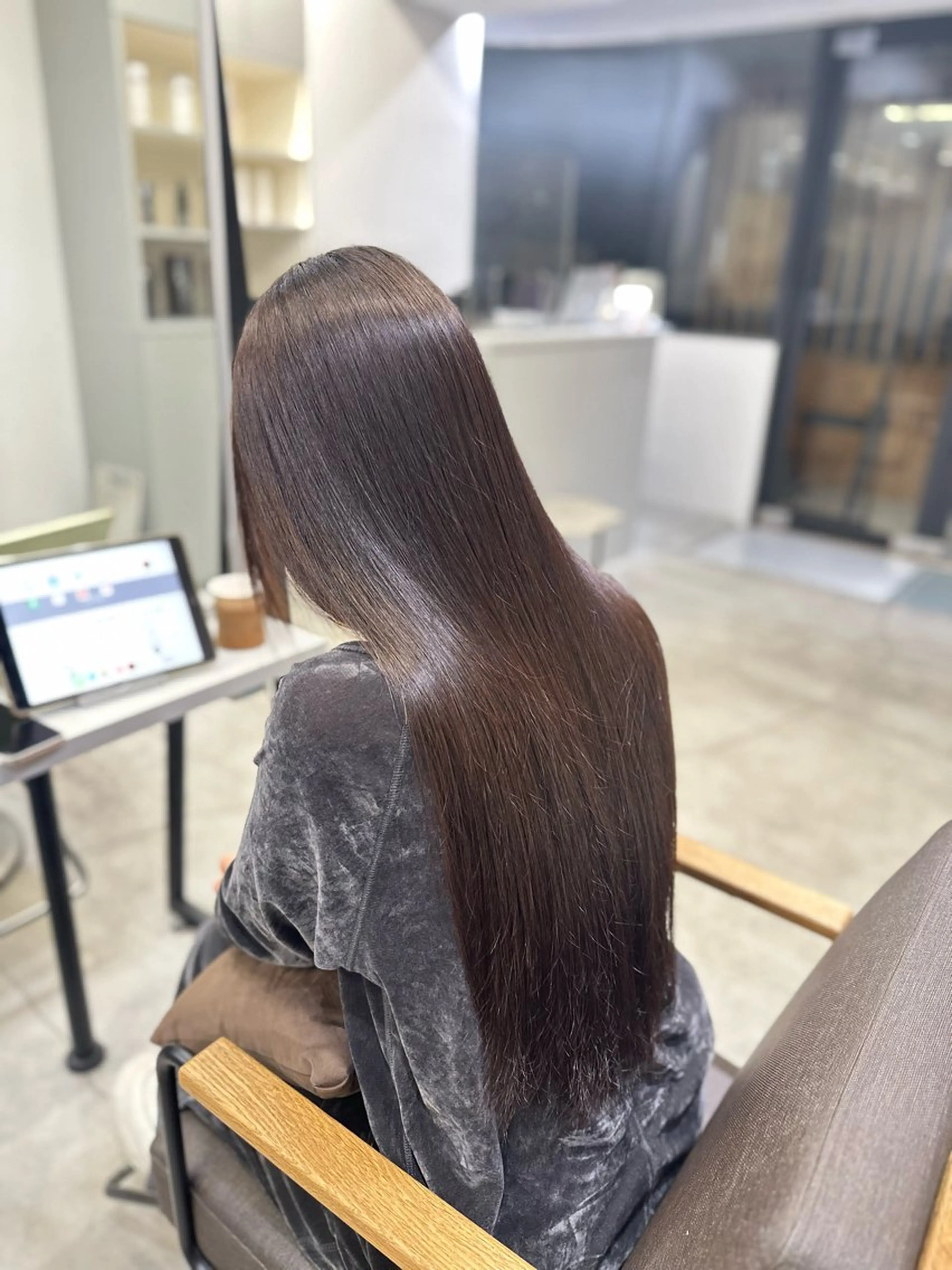 ロング パーマ 縮毛矯正 ハイトーンカラー が絶対可愛い✨泰聖✨のヘアスタイル