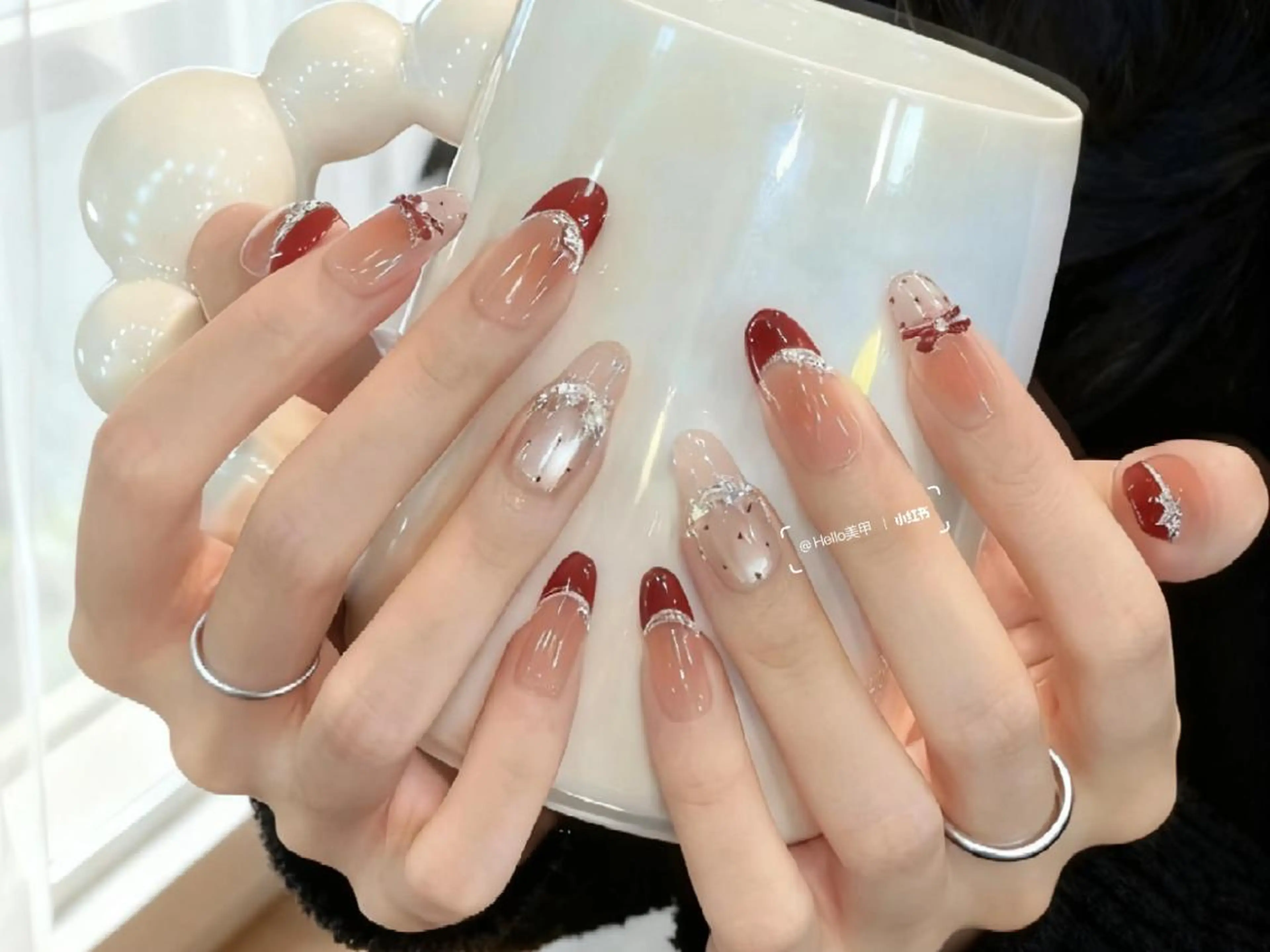 ネイル VIVIAN リサのネイルデザイン