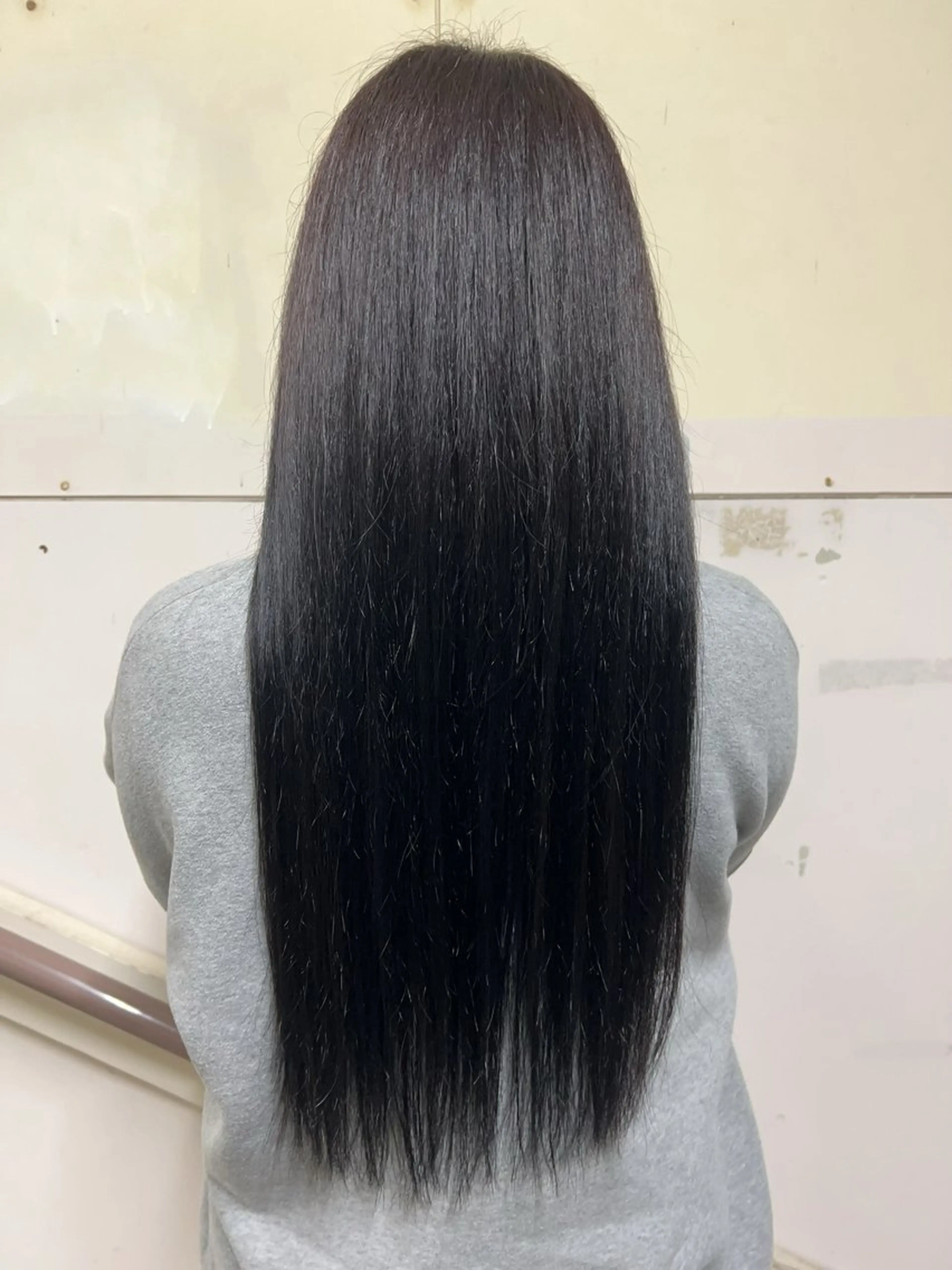 カラー がわ/ウルフカット /ブリーチカラーのヘアスタイル