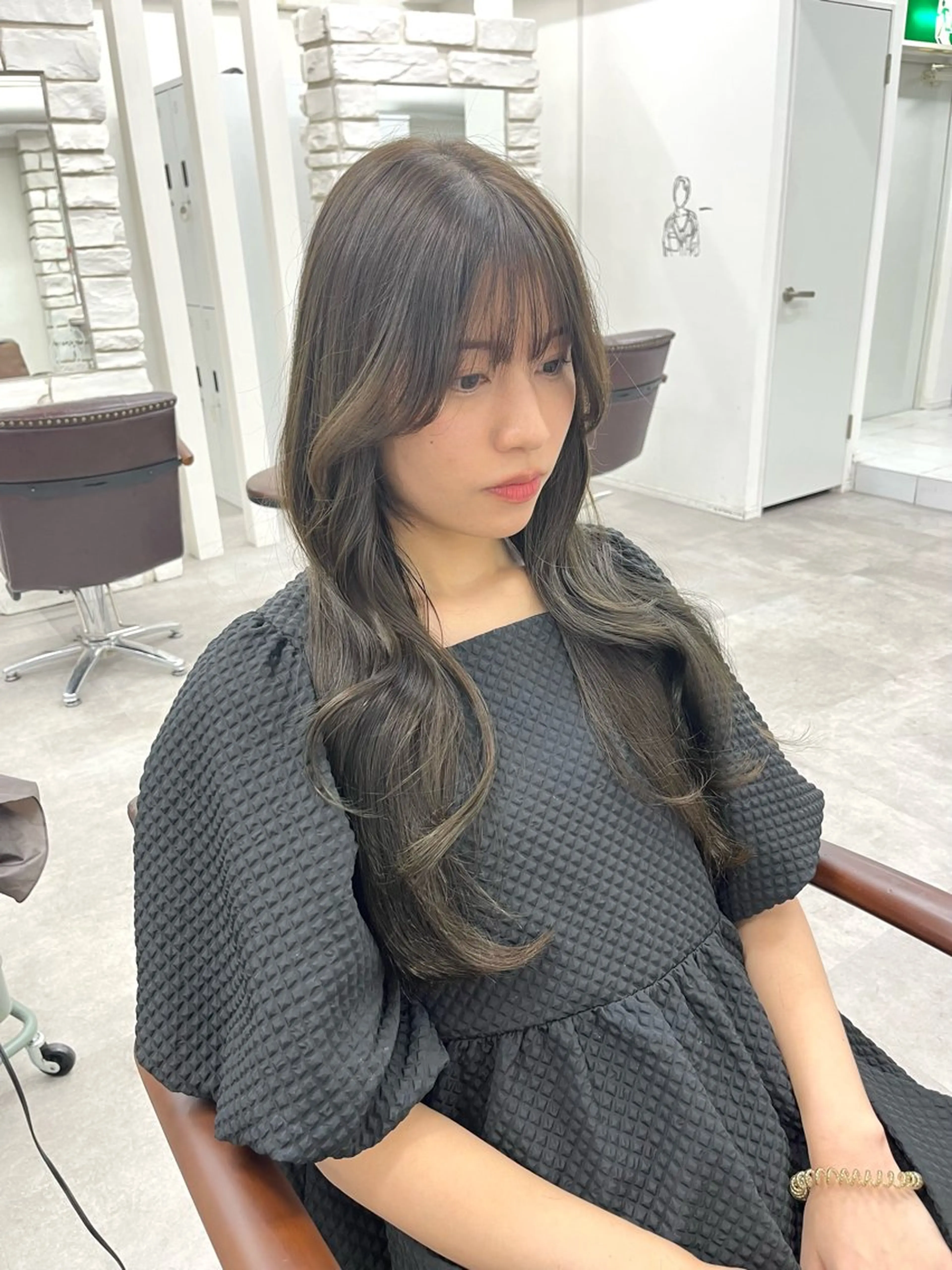 ロング カラー オリーブカラー カット ヘアカラー トリートメント 天王寺髪質改善なら よしみさん✨のヘアスタイル