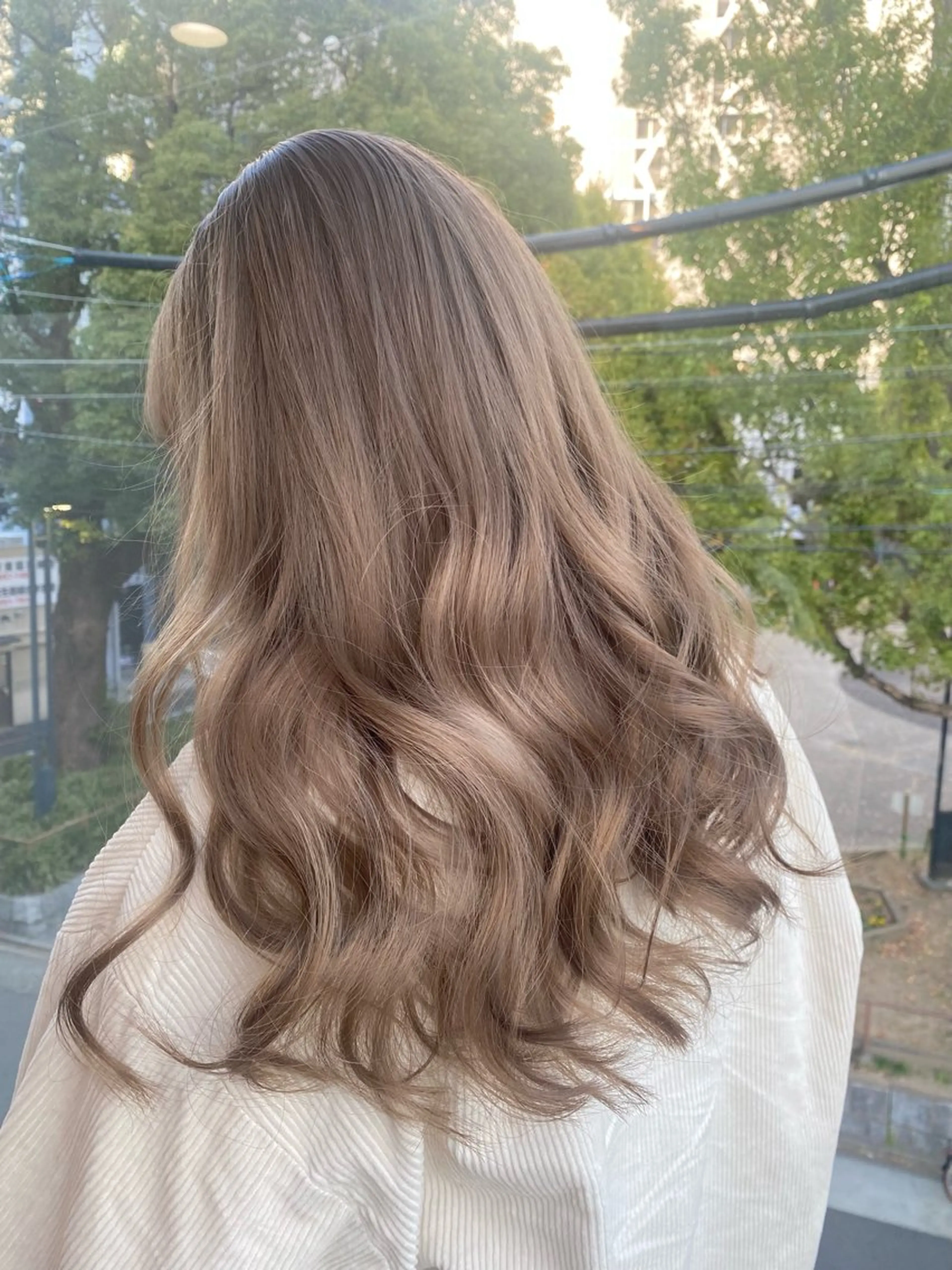 セミロング カラー ベージュカラー ミルクティーベージュ ヘアカラー トリートメント 鈴木/ミルクティー/ ブリーチ/ボブ/のヘアスタイル