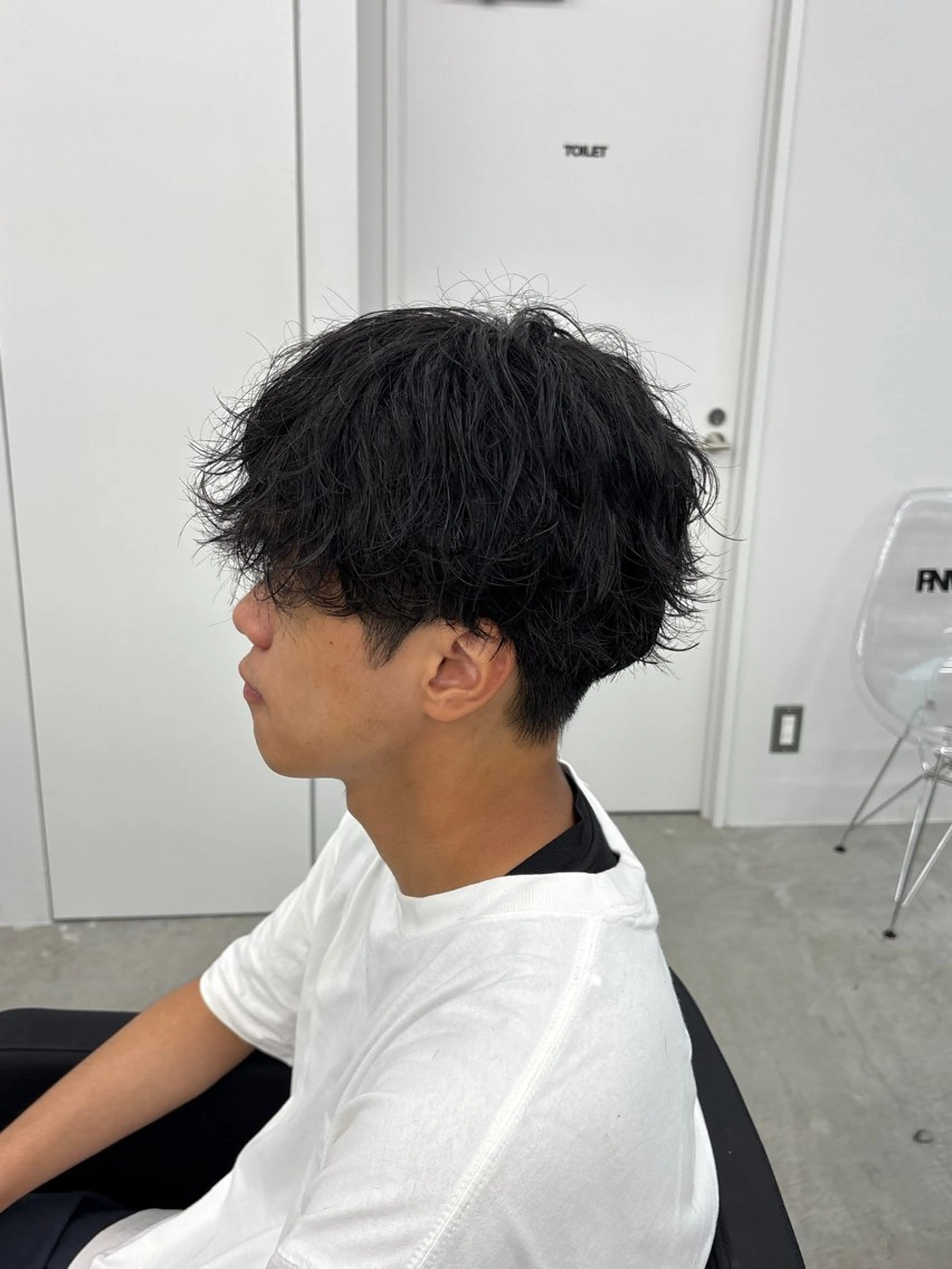 パーマ メンズ メンズパーマ 波巻きパーマ akihiro／韓国 ヘア／栄のヘアスタイル