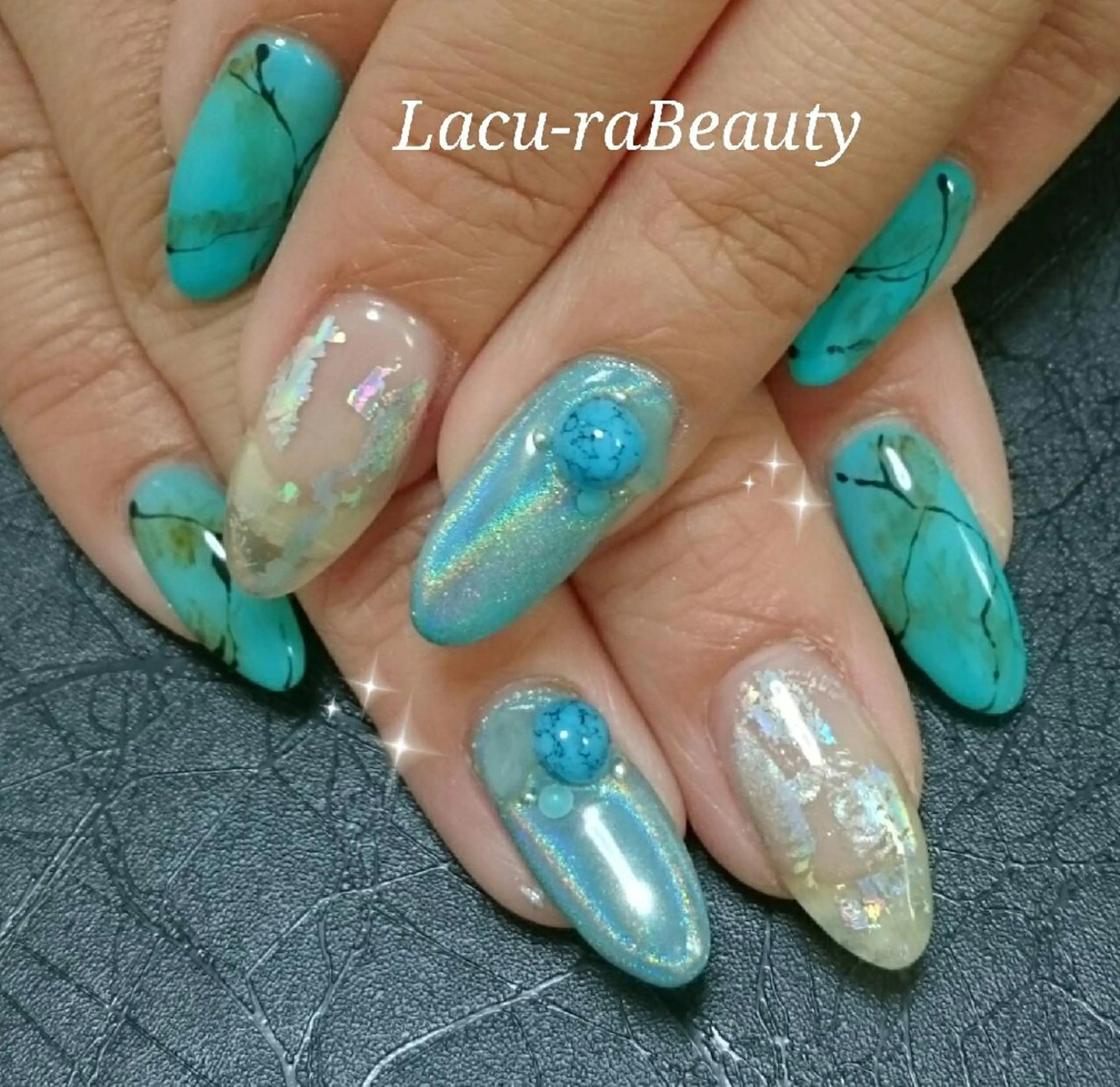 ネイル フットネイル 小顔と腸の専門店 ラクーラビューティのエステ・リラクイメージ