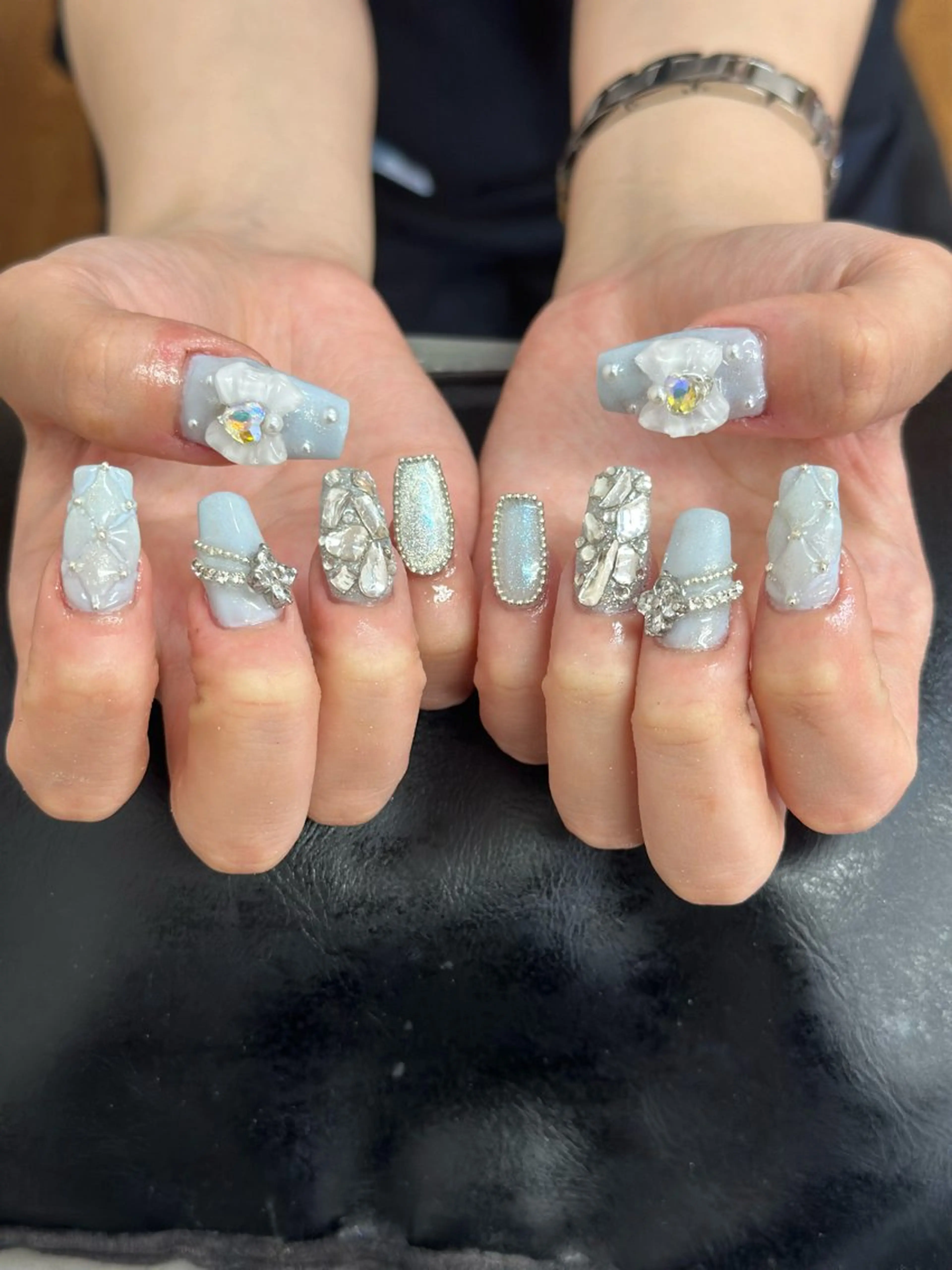 ネイル シャインネイル所属・伊藤 くるみのネイルデザイン