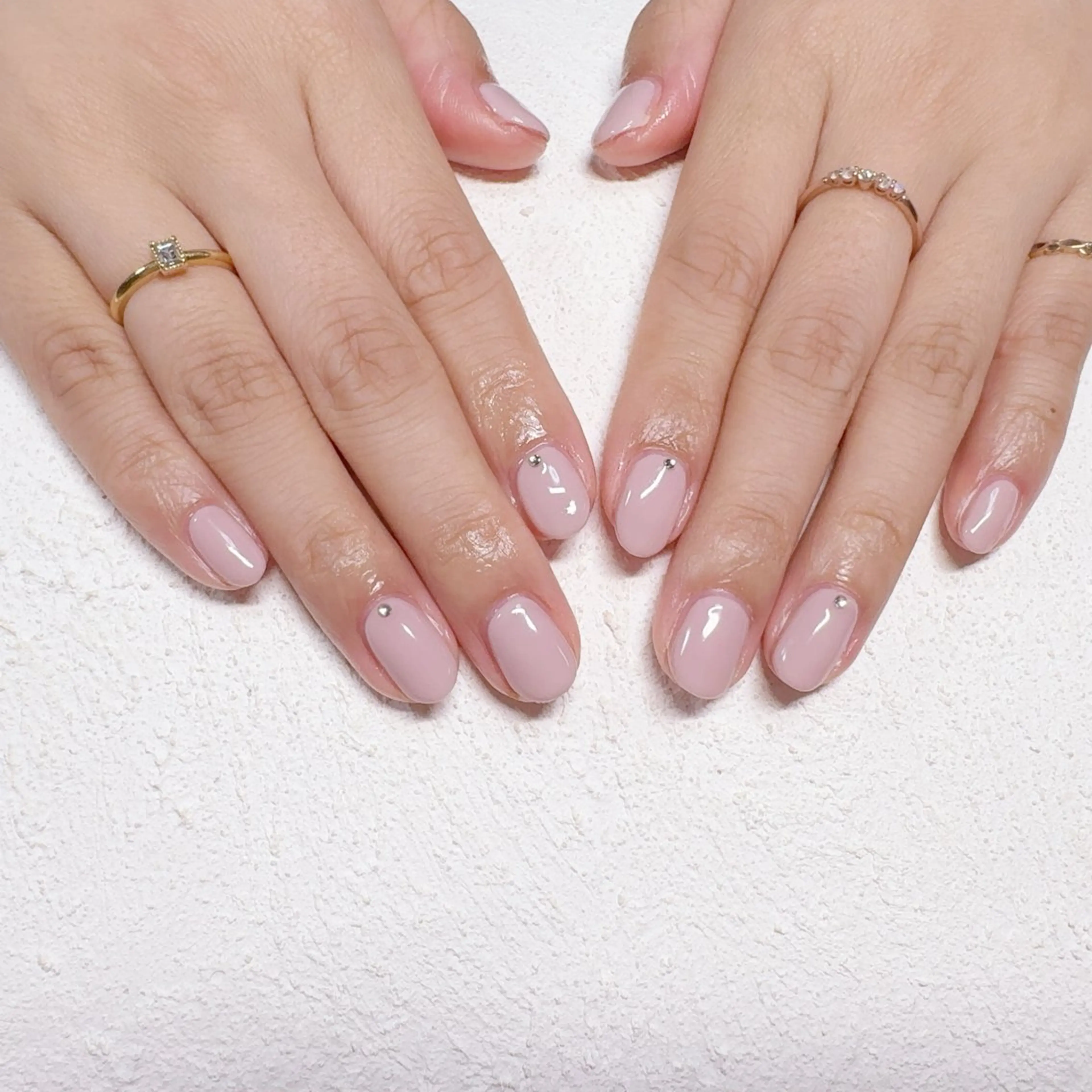 ネイル ジェルネイル ストーンネイル Regaro i.sのネイルデザイン