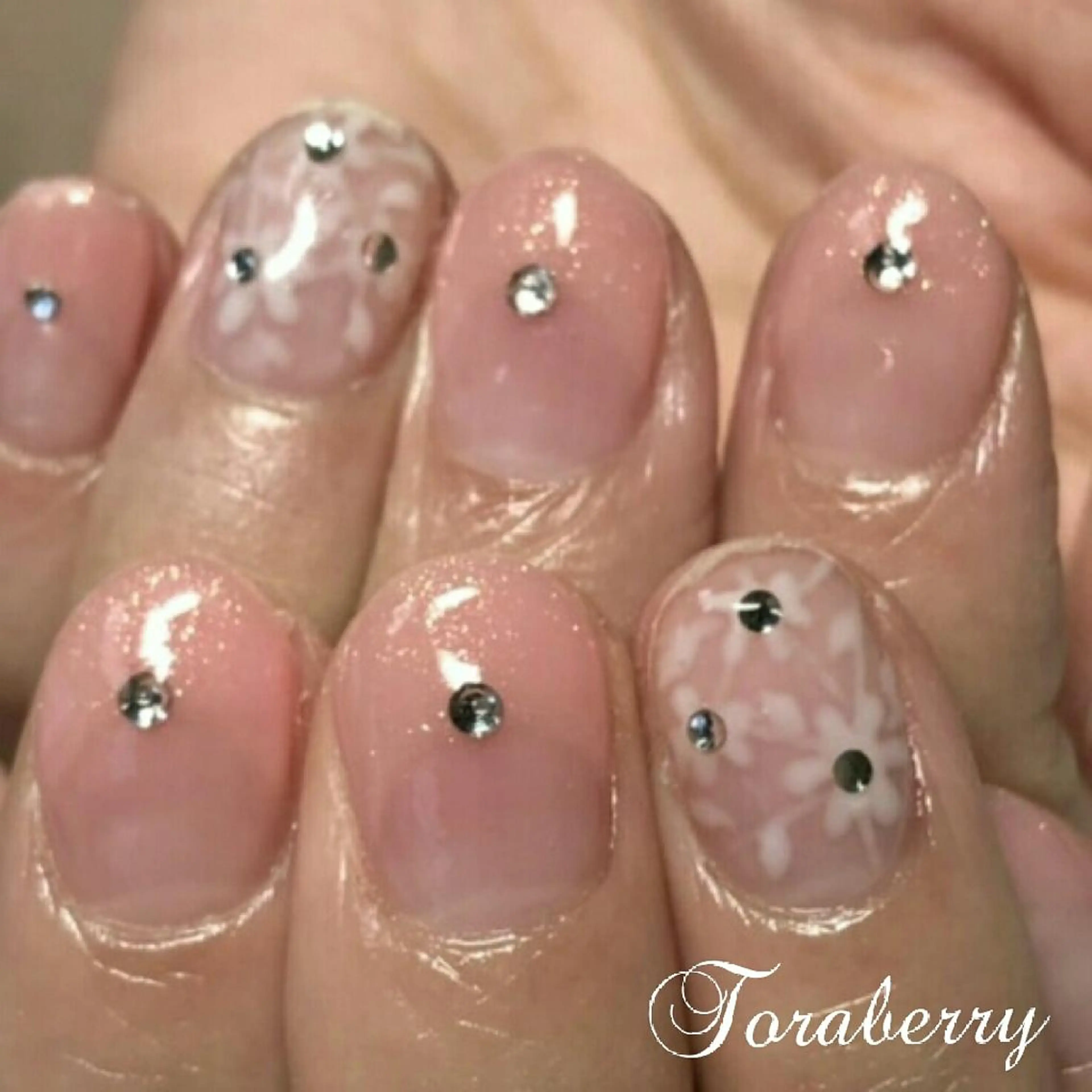 ネイル フラワーネイル レース ハンドネイル ネイリスト なつみのネイルデザイン