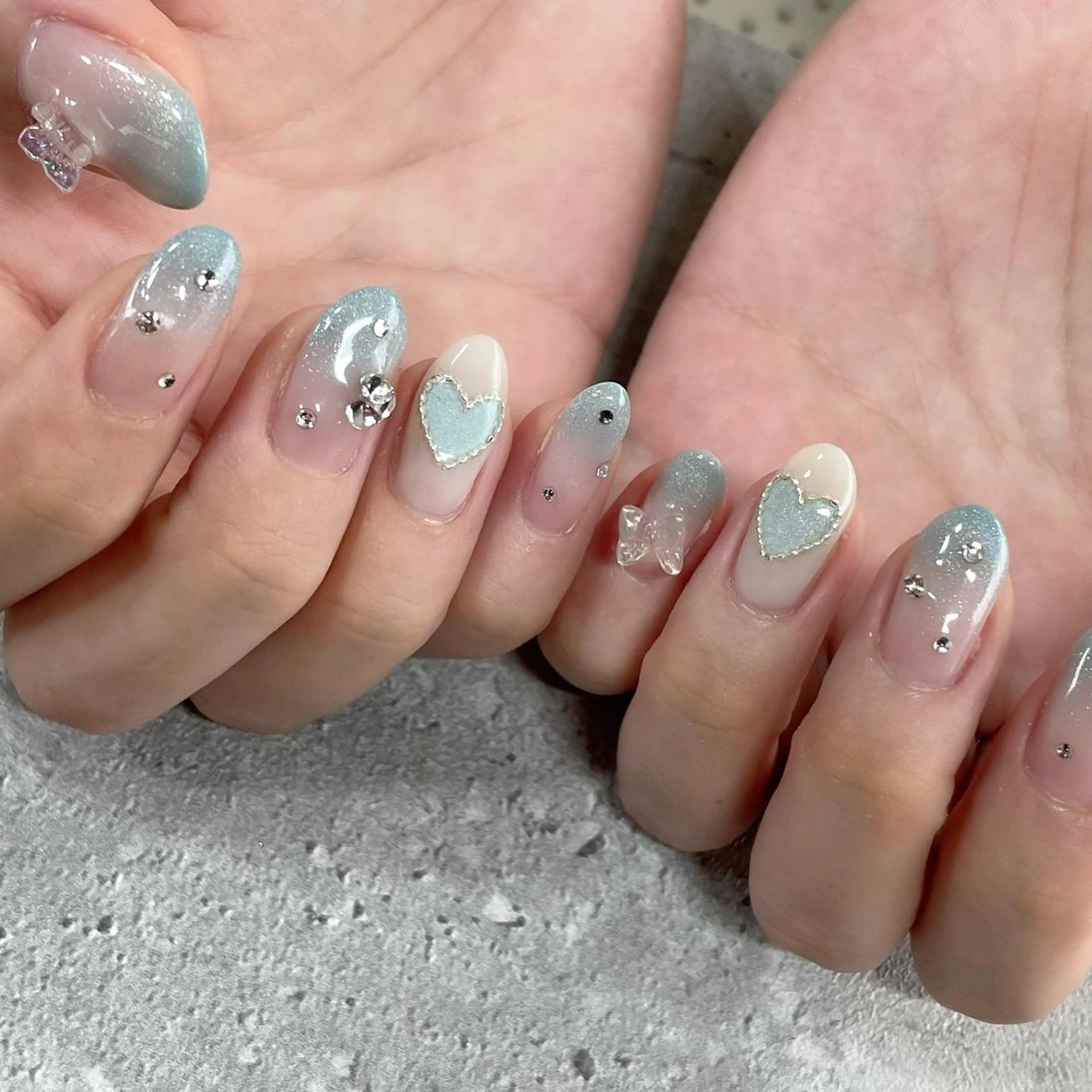 ネイル ジェルネイル 東 千夏のネイルデザイン