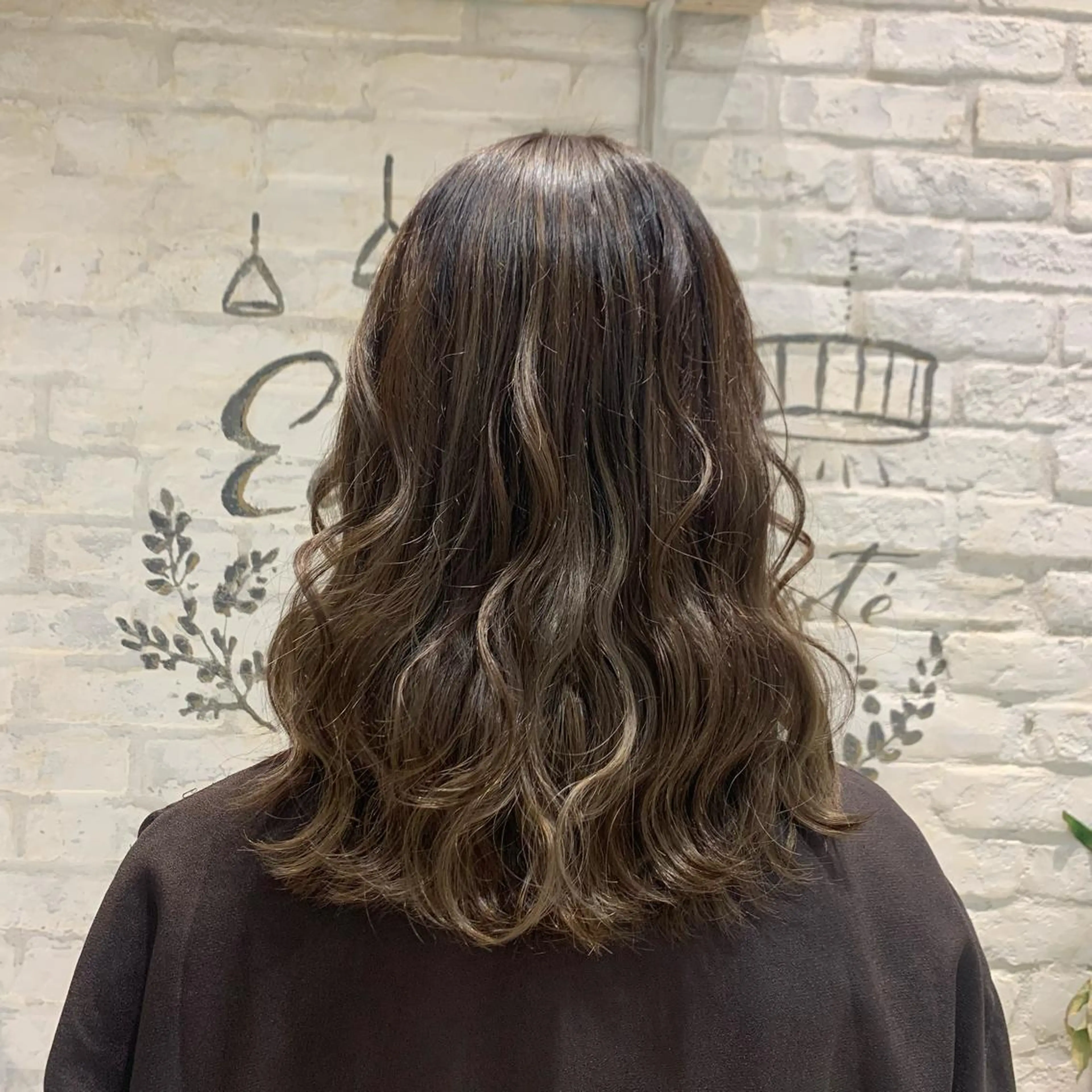 ミディアム カラー ヘアカラー トリートメント 🦋小泉 綺芽🦋のヘアスタイル