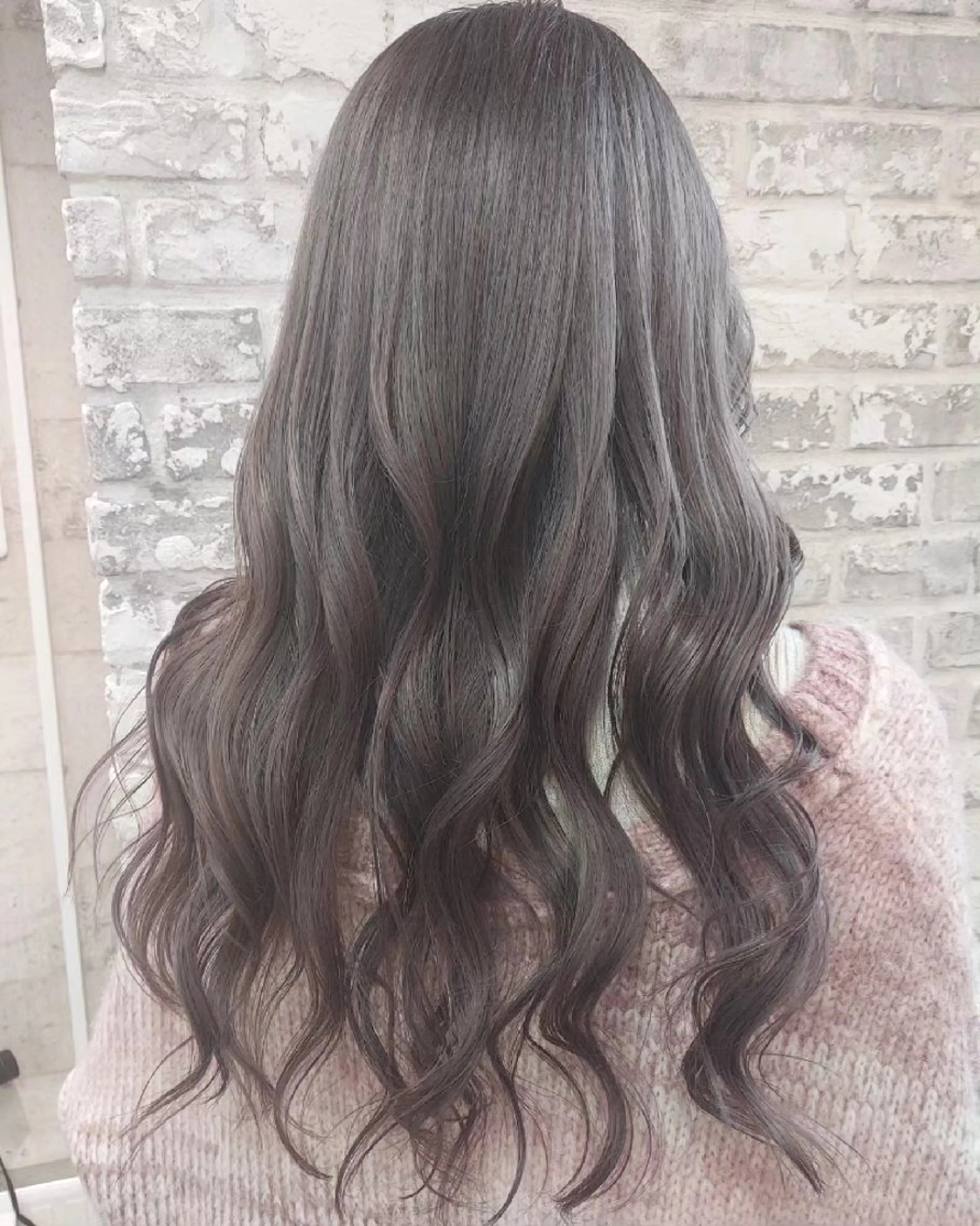 ロング カラー ダブルカラー グレージュ ヘアカラー トリートメント grow上野御徒町【グロウ】所属・ブリーチ・ハイトーン 特化🎉内山のヘアスタイル