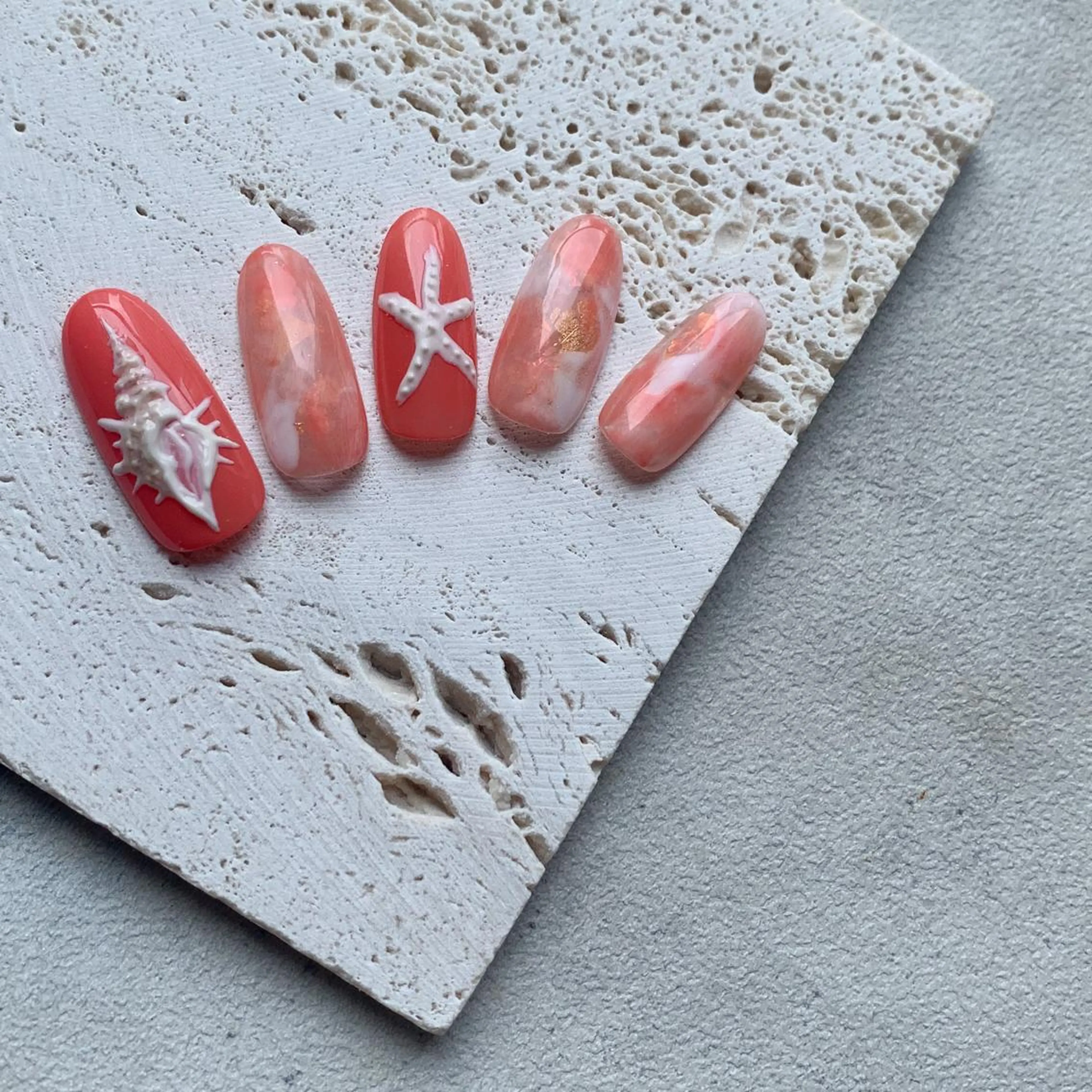 ネイル atelier　FIORITURA所属・FIORITURA aiのネイルデザイン