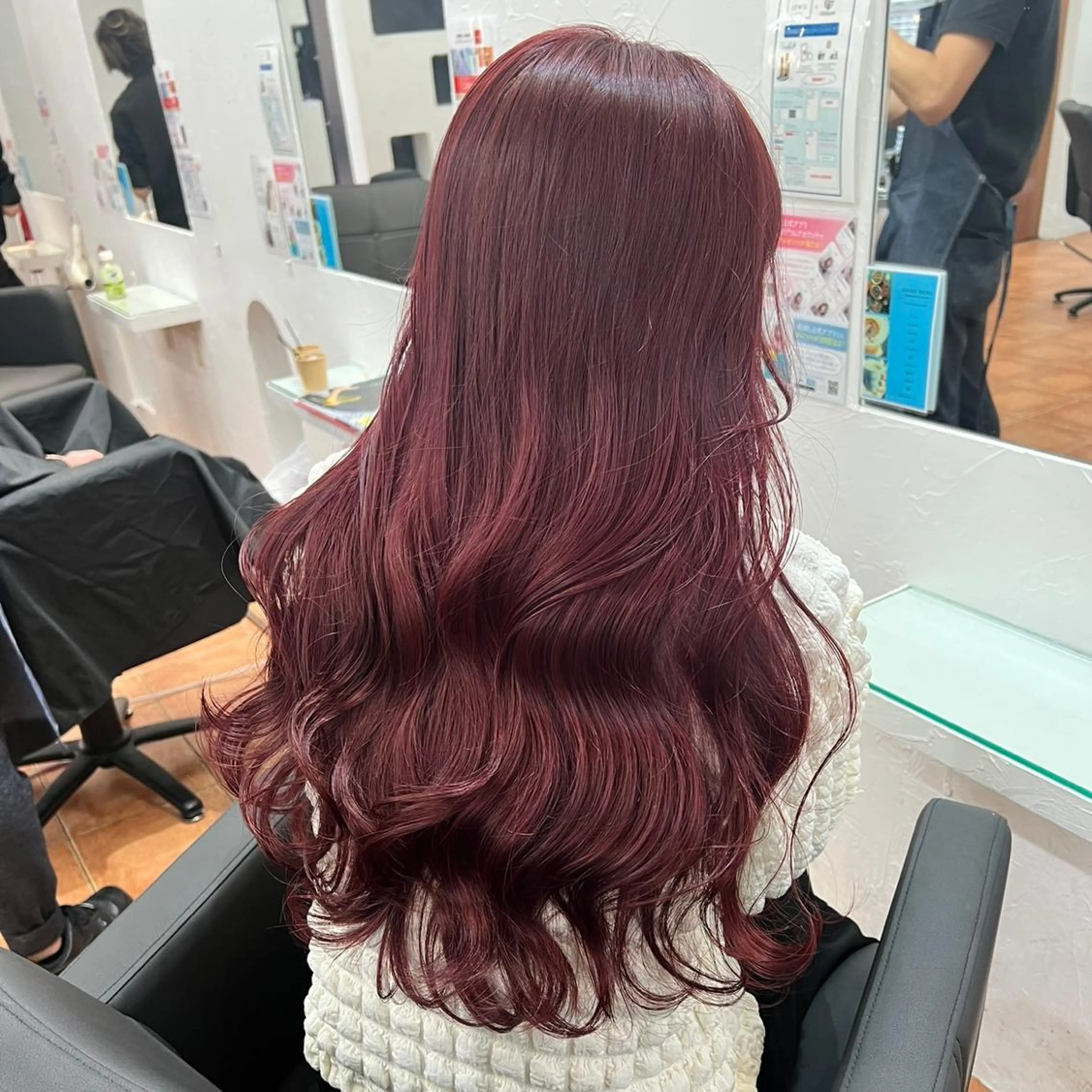 ロング カラー カシス ピンクカラー ピンクカラー/ ブリーチなしRINAのヘアスタイル