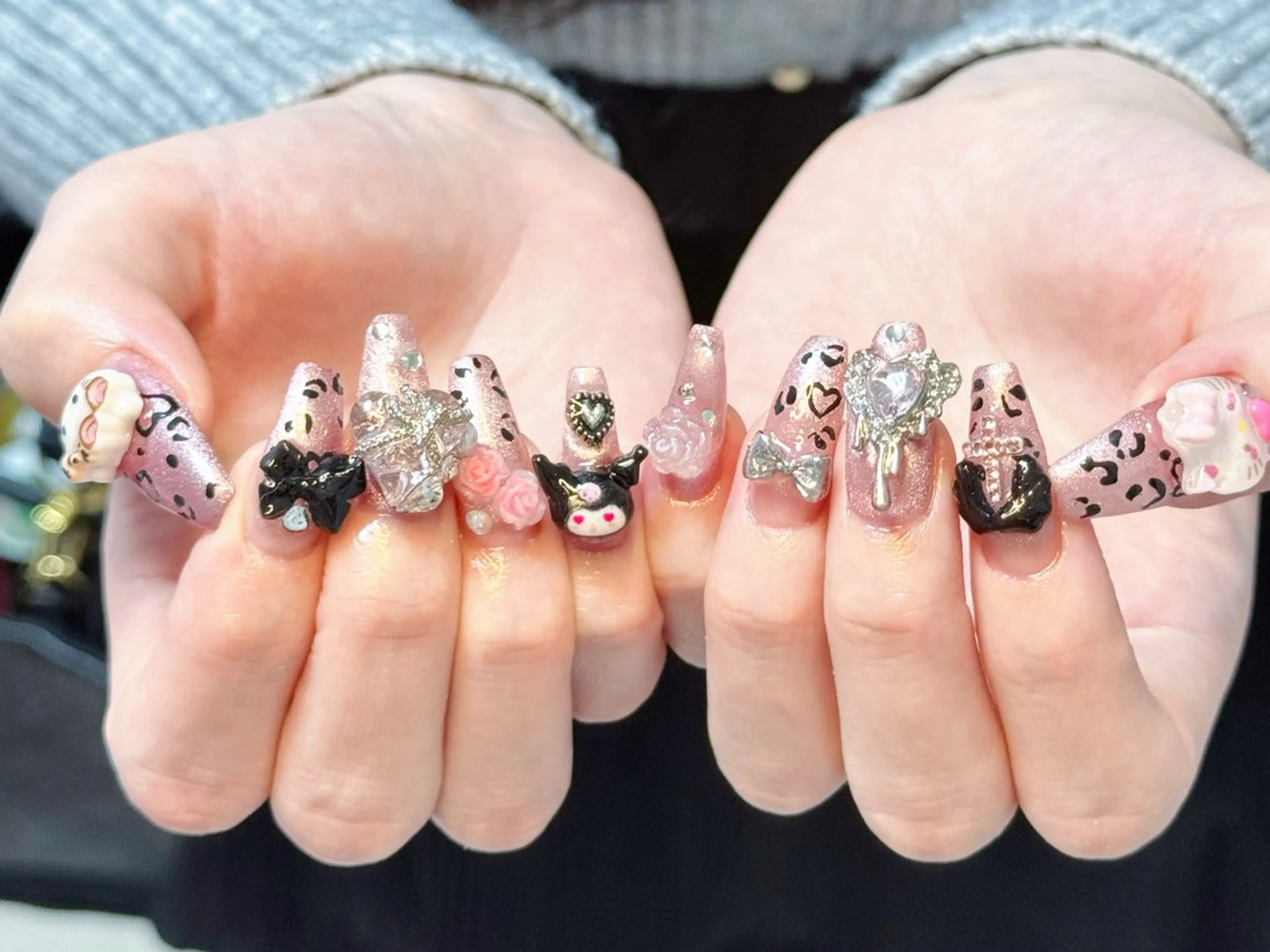 ネイル アートネイル オーロラネイル チークネイル フレンチネイル ガラスフレンチ ハンドネイル 🎀🎀YooLi Nail Salonのネイルデザイン