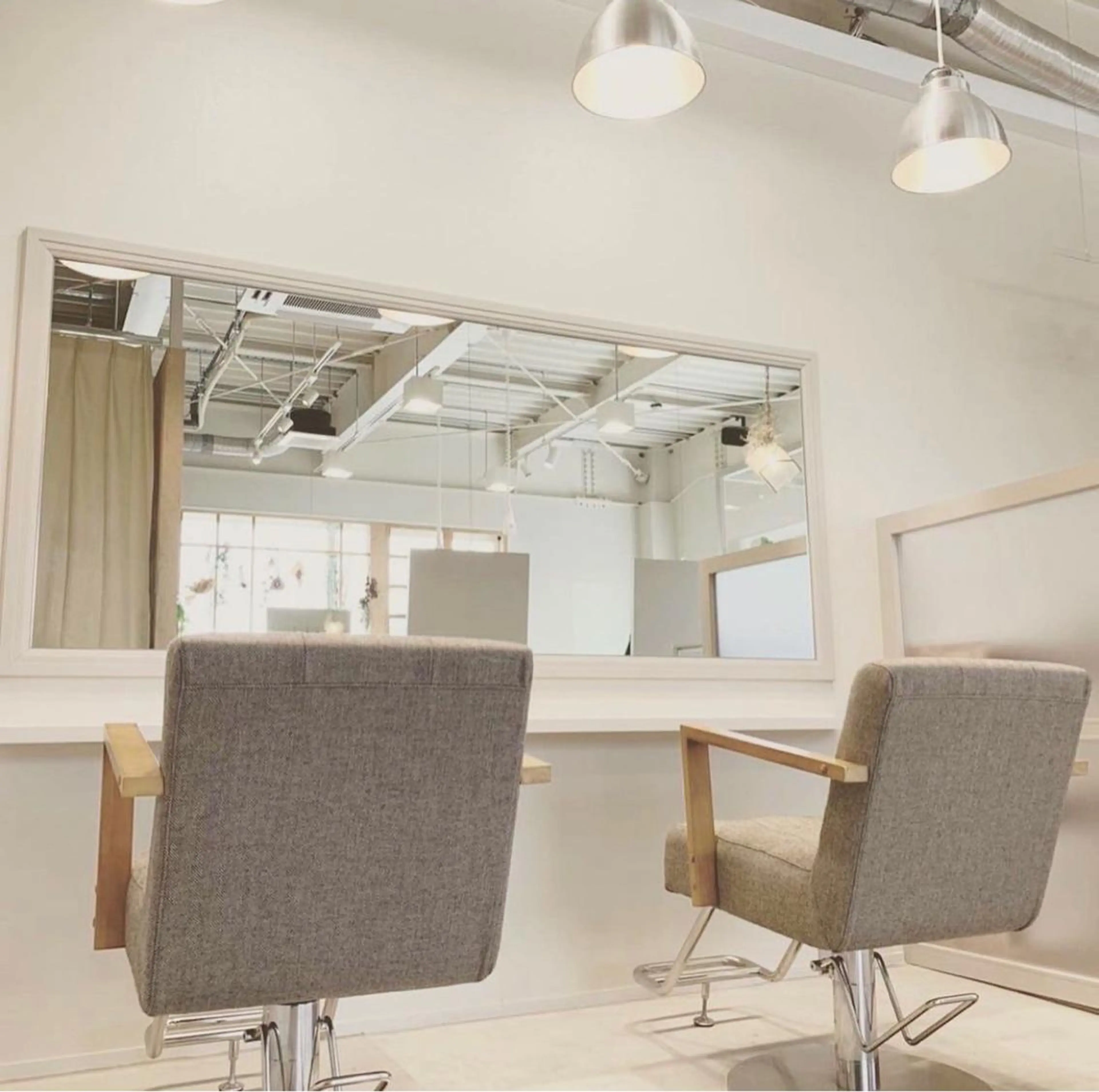 CRACE「店長」 アヤカのヘアスタイル