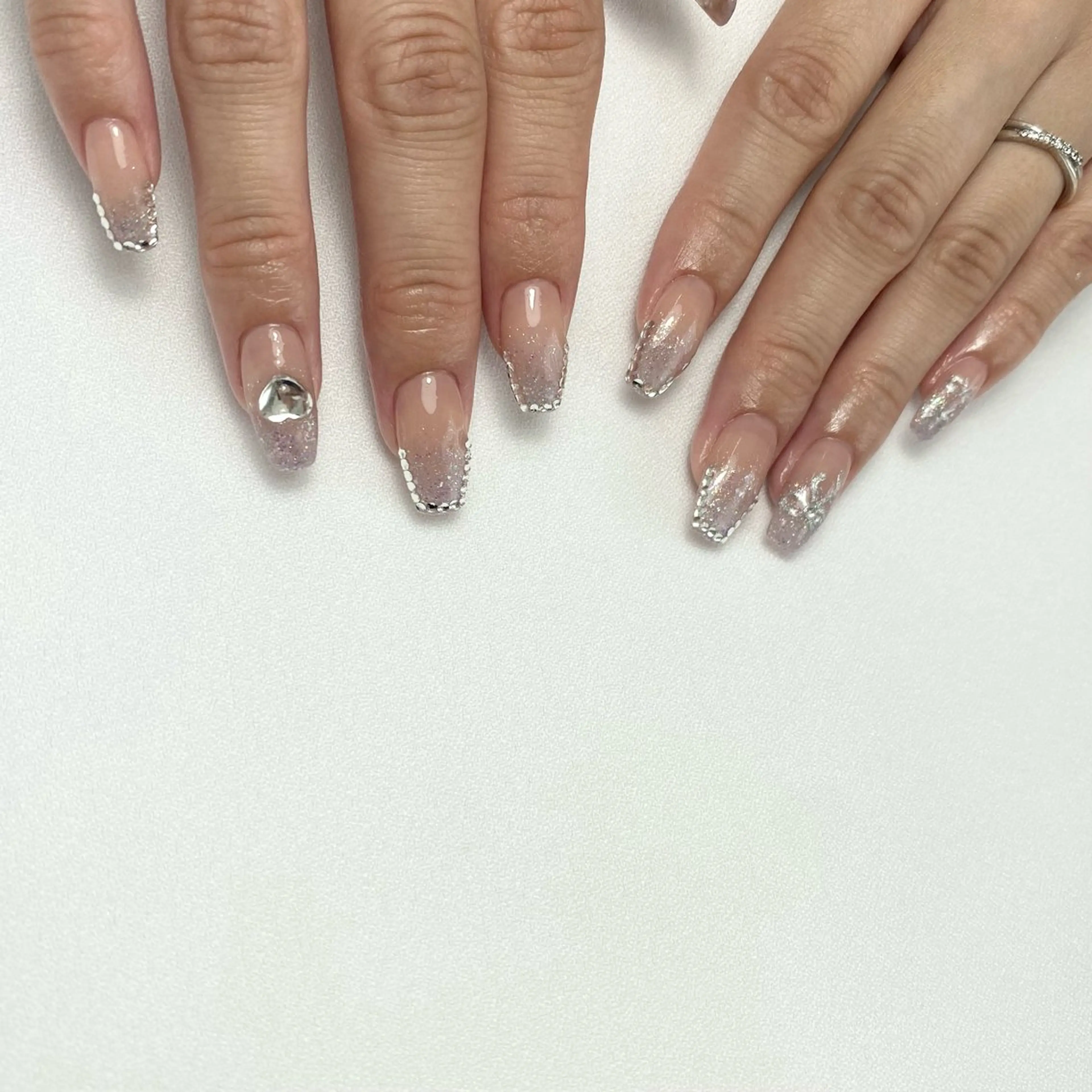 ネイル ハート ハンドネイル Beauty Lounge relle(リル)所属・relle 🥀✨ Kuronoのネイルデザイン