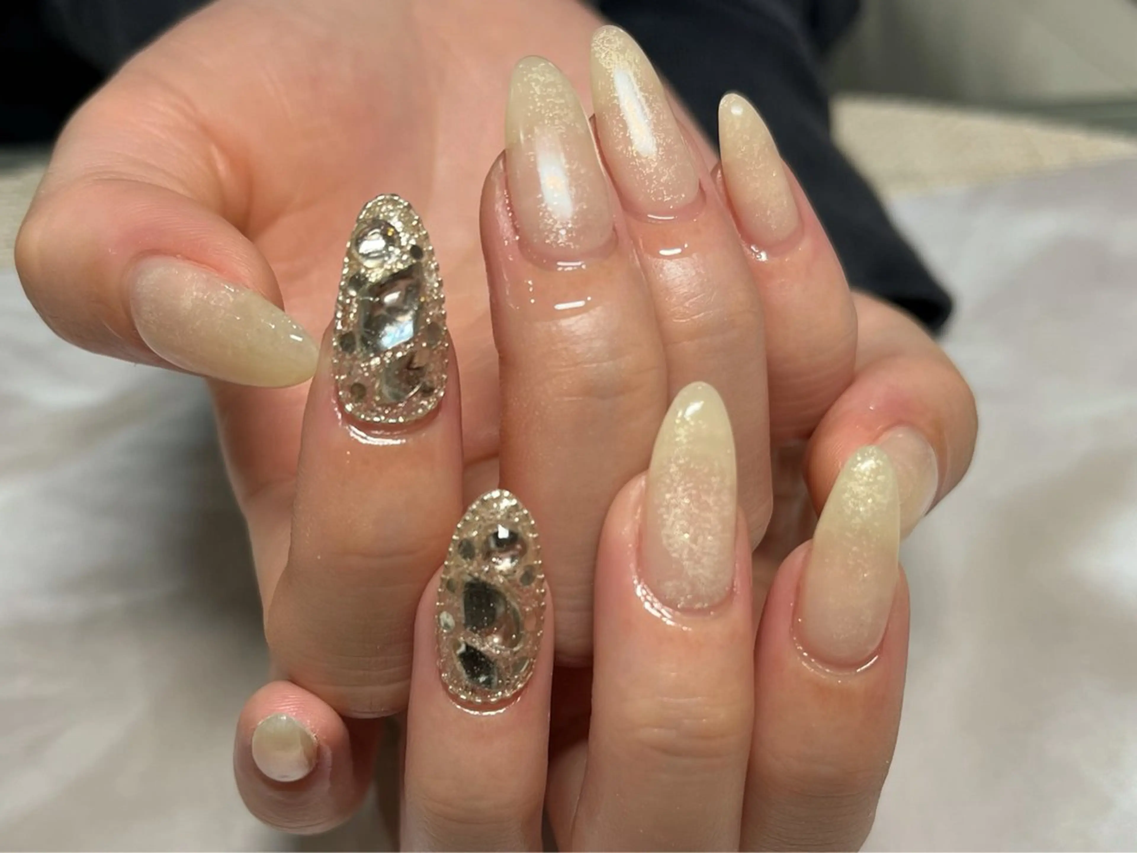 ネイル ハンドネイル フットネイル mieux IZUMiのネイルデザイン