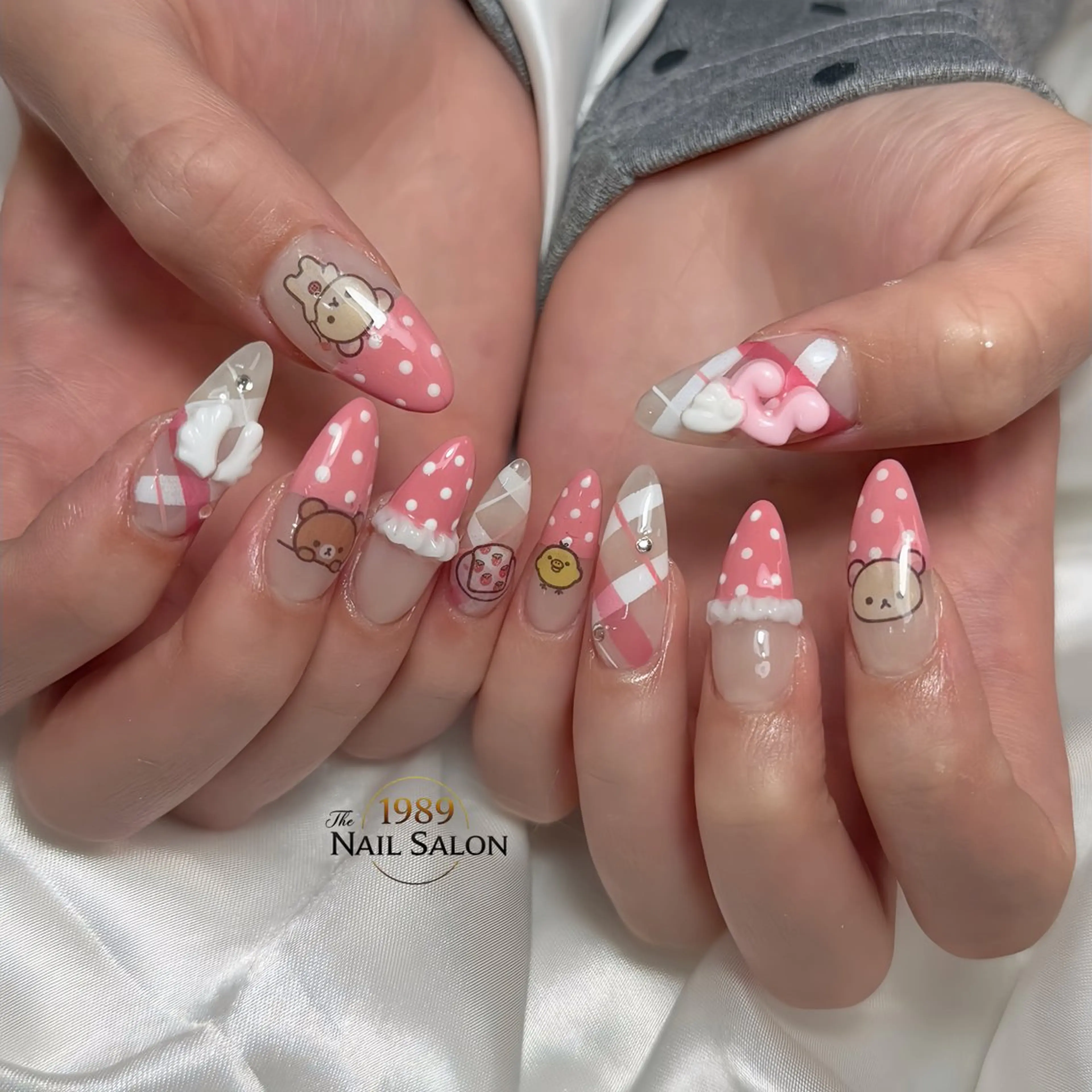 ネイル ハンドネイル The 1989 Nail Salonのネイルデザイン