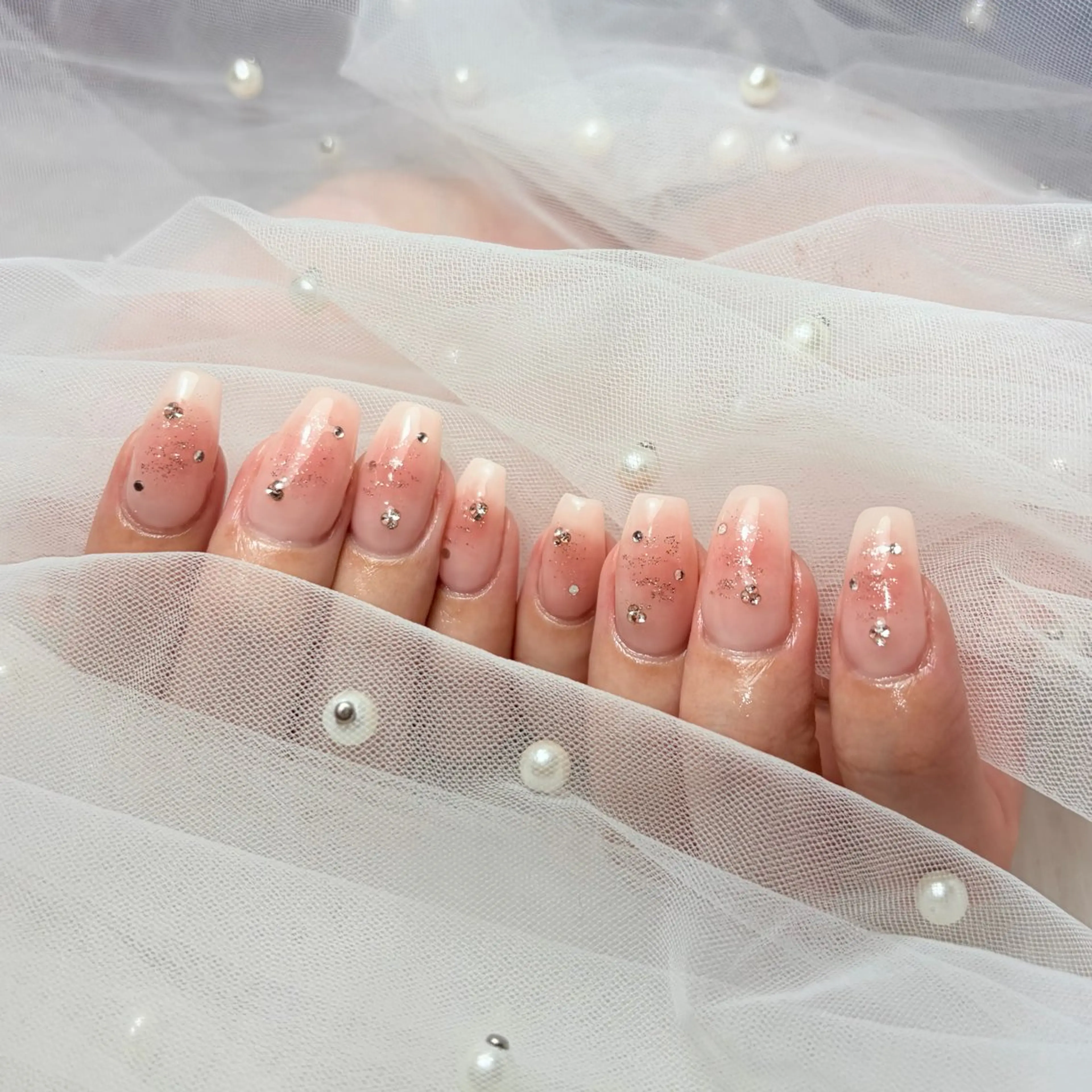 ネイル ハンドネイル 𝐴𝑘𝑎𝑟𝑖 🤎のネイルデザイン