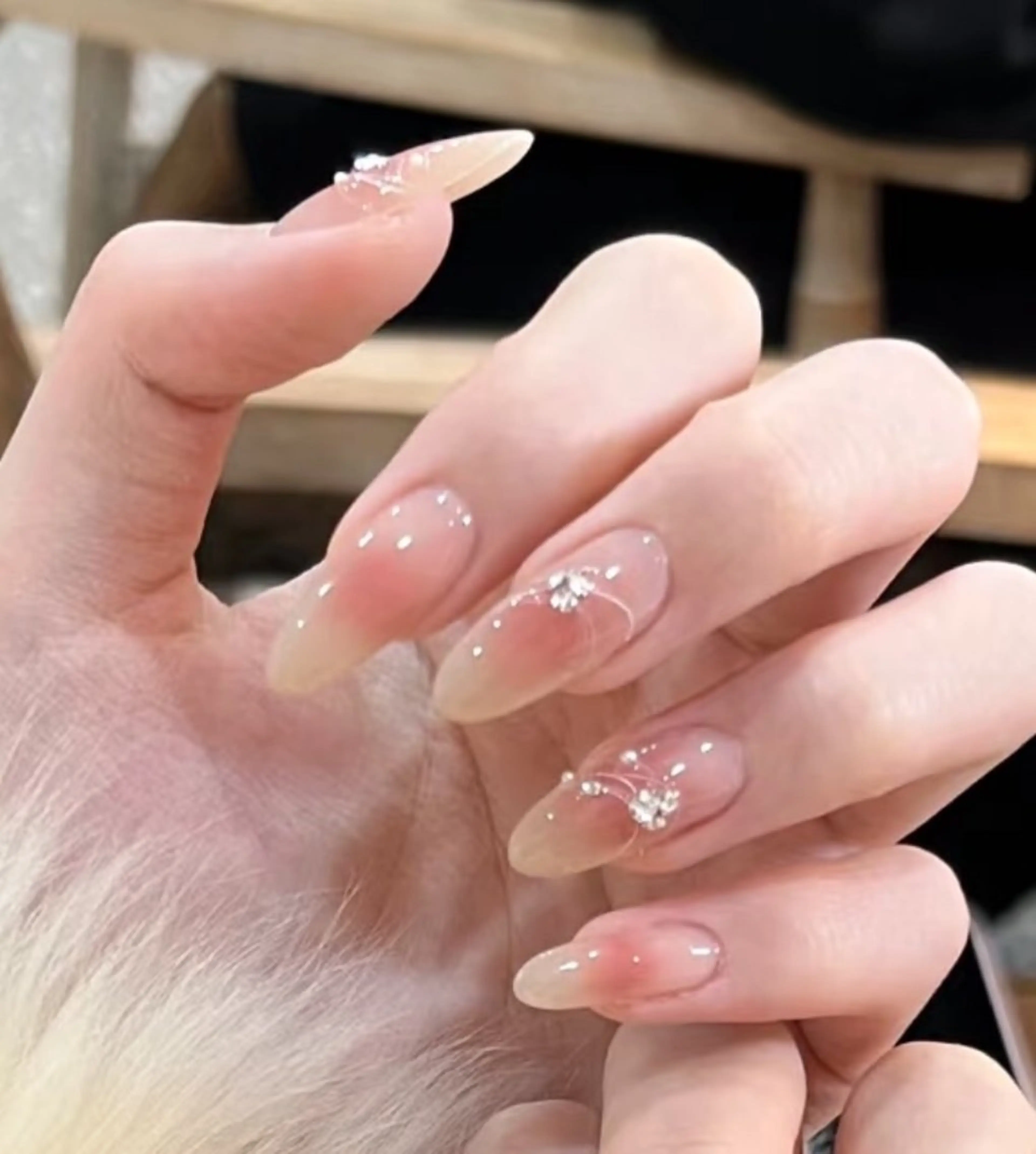 ネイル フレンチネイル ジェルネイル ガラスフレンチ ゴージャス グラデーション ハンドネイル ハンドケア 大門浜松町 ネイルのネイルデザイン