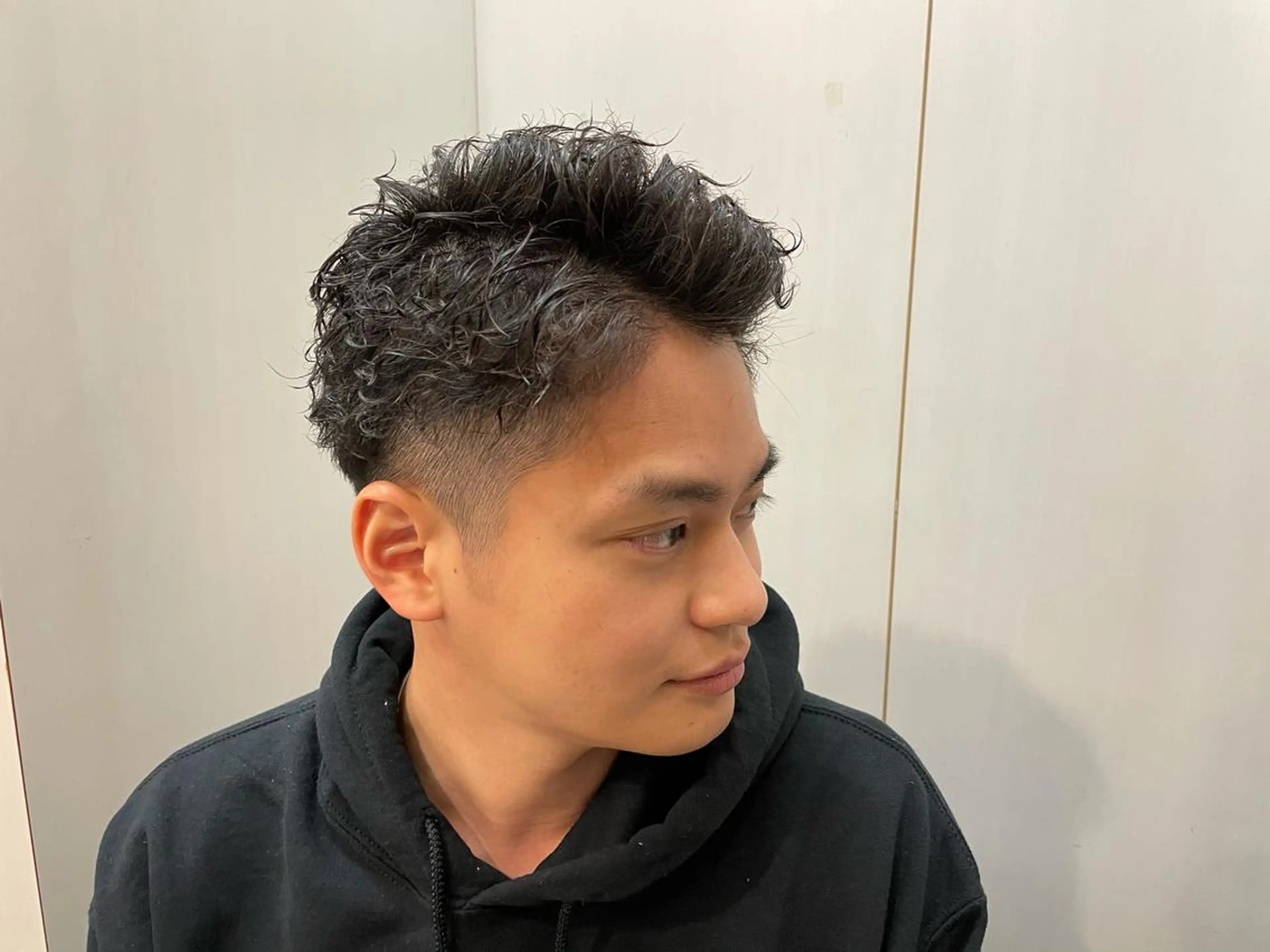 パーマ メンズ HAIR&GROOMING YOSHIZAWA Inc所属・渡邊 絢のヘアスタイル